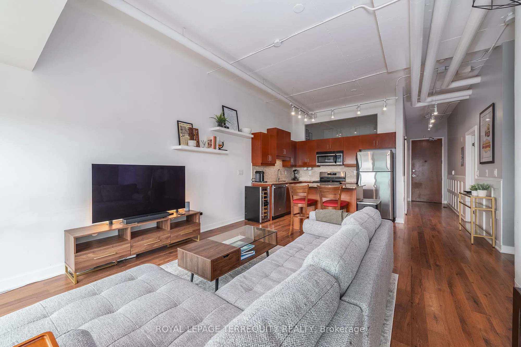 2 Fieldway Road #707