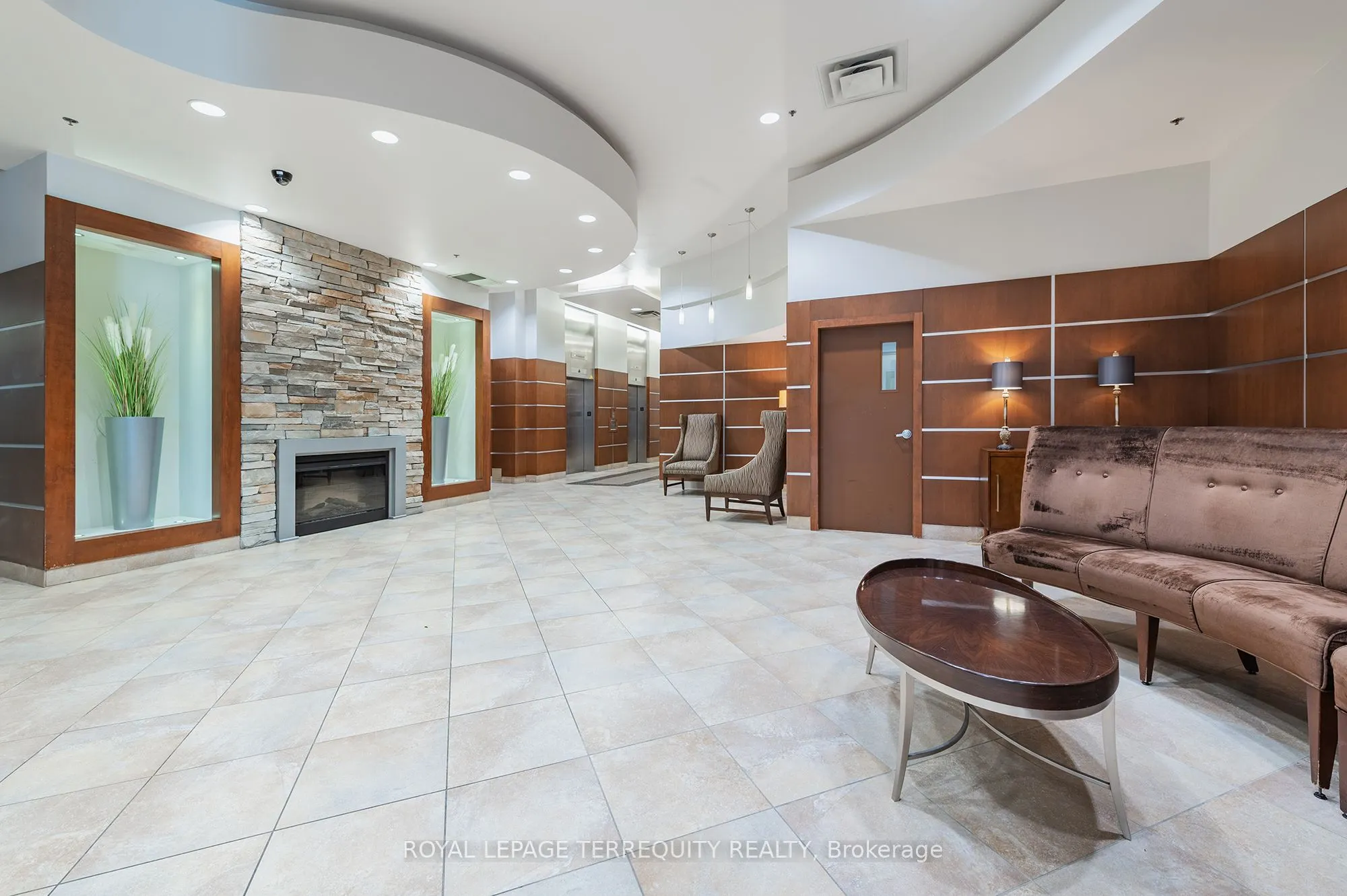 2 Fieldway Road #707