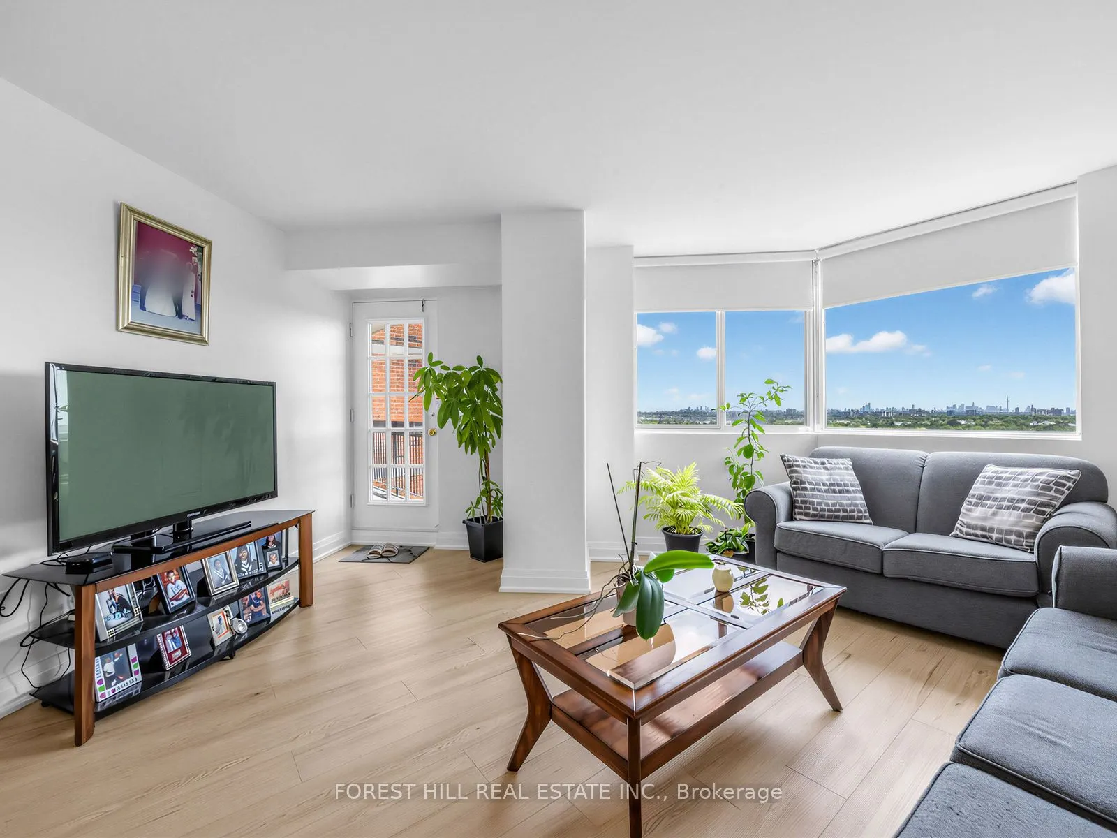 236 Albion Road #1812