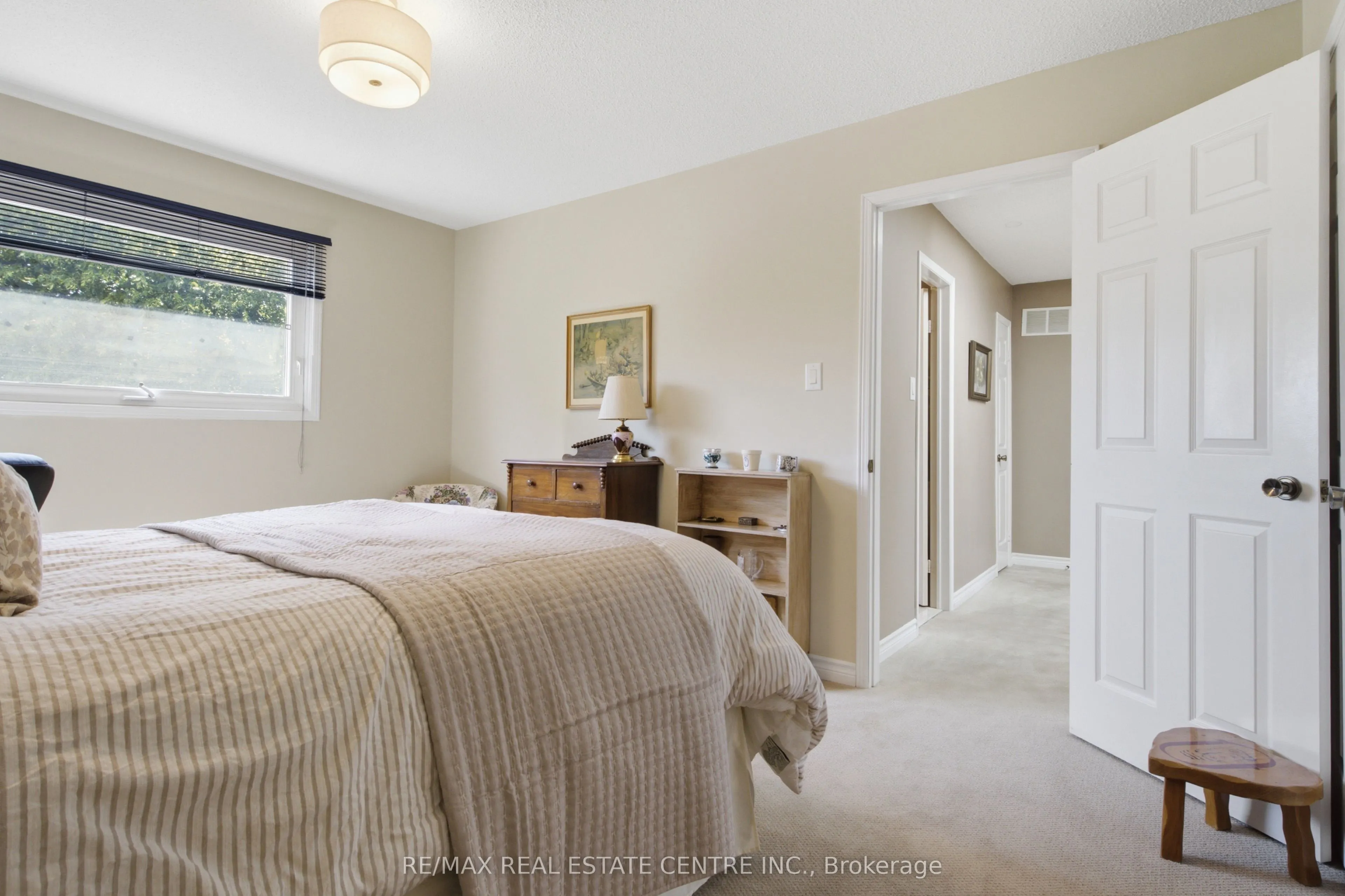 23 Deer Valley Drive