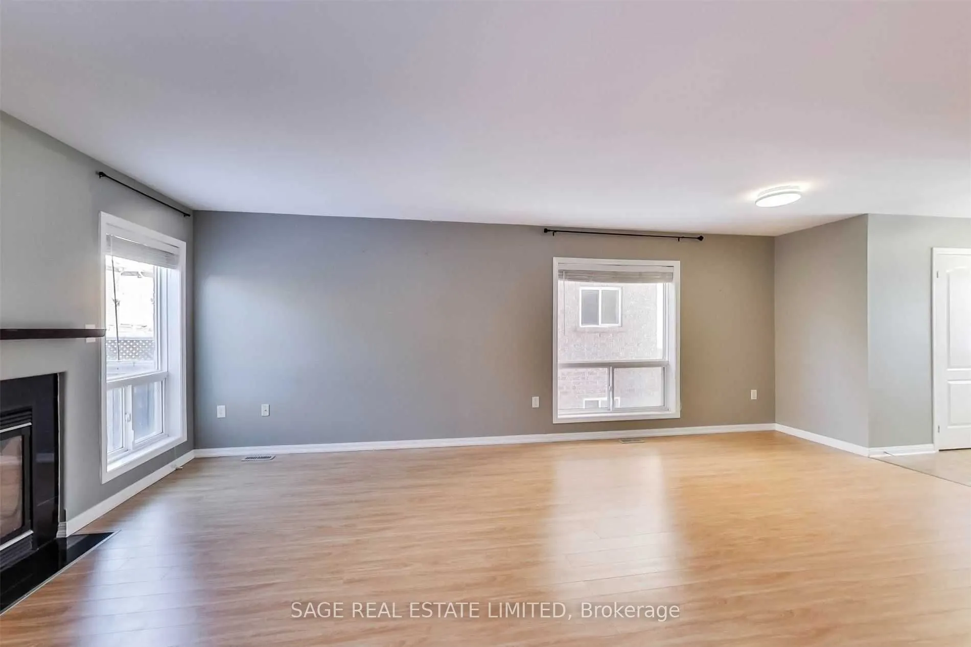 1131 Barr Crescent