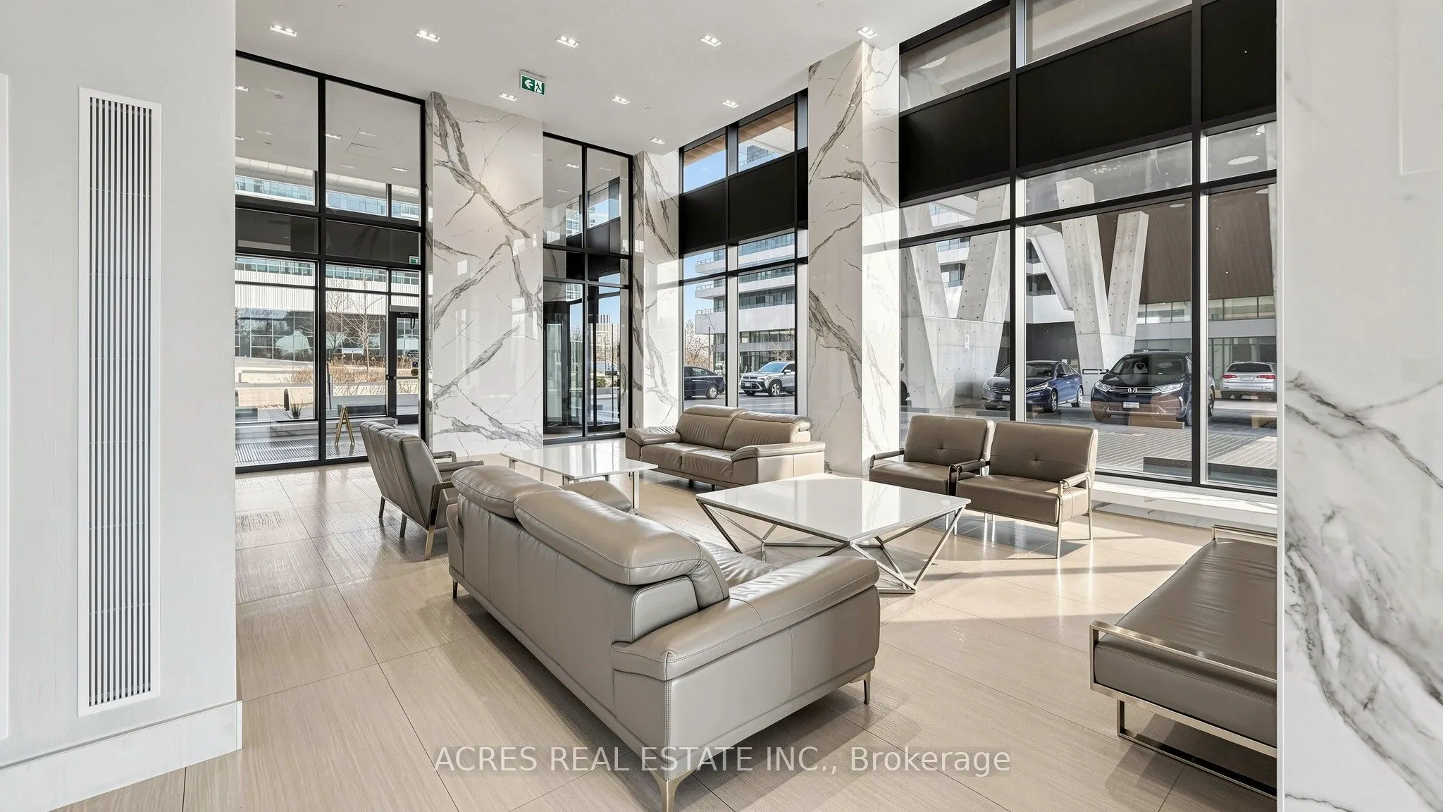 30 SHORE BREEZE Drive #5806