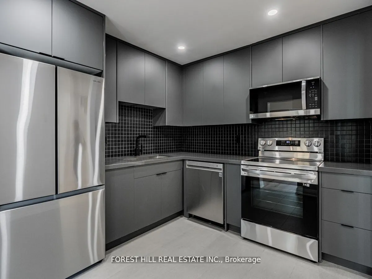 2120 Rathburn Road E #37