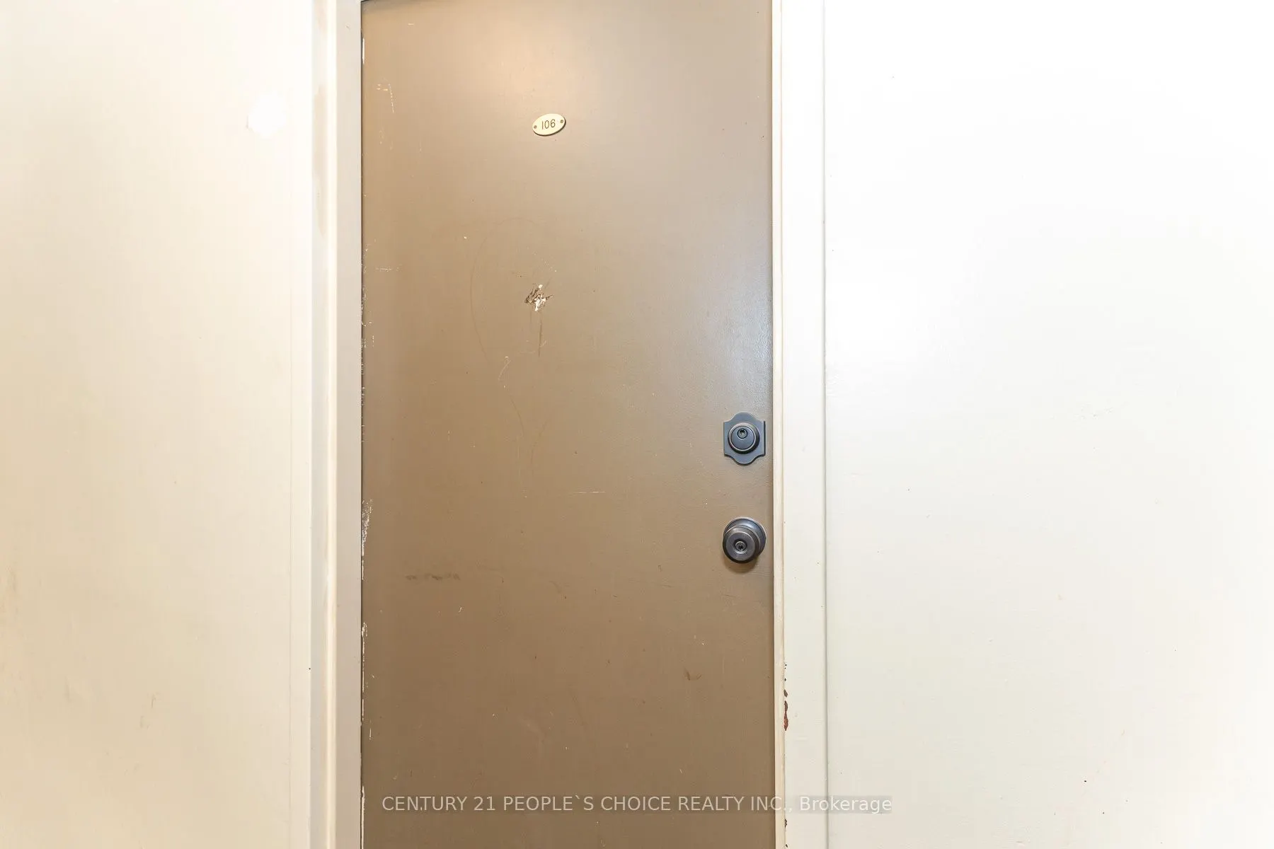 10 Eddystone Avenue N #106