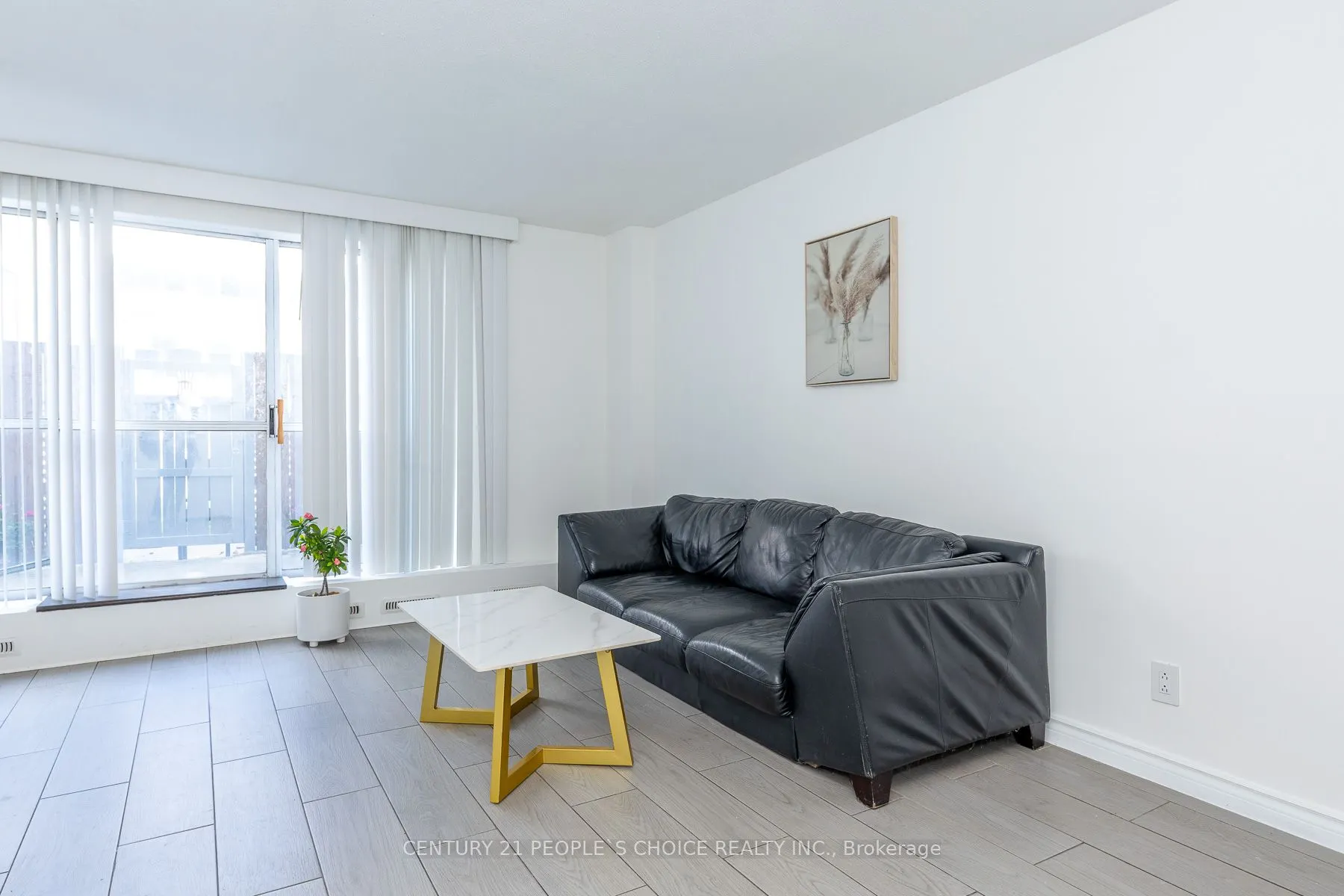 10 Eddystone Avenue N #106