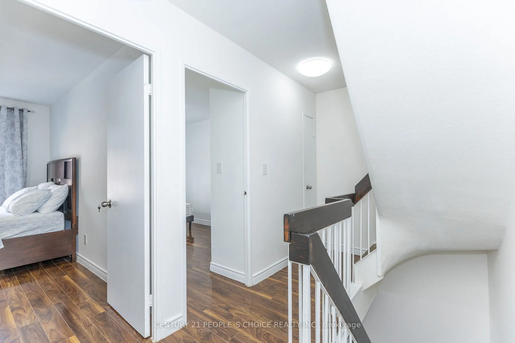 10 Eddystone Avenue N #106