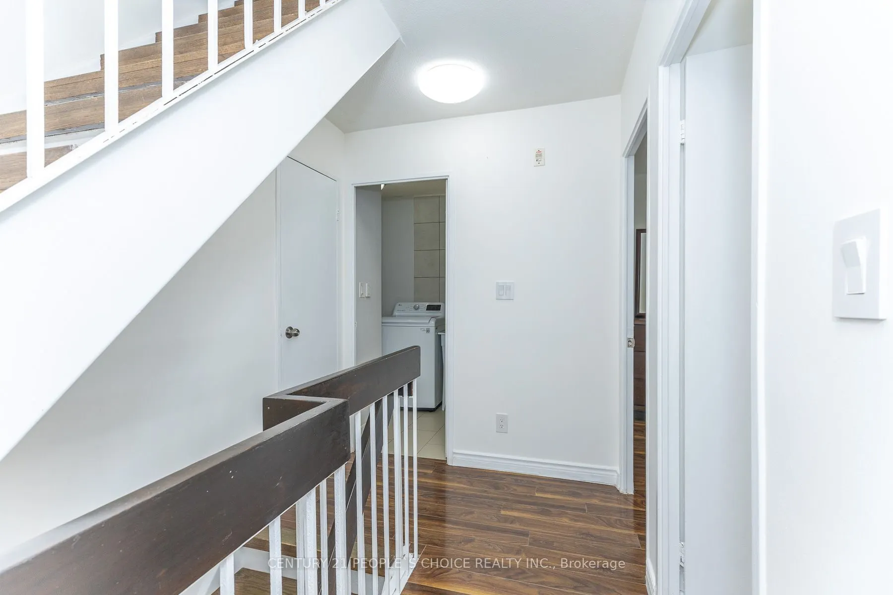 10 Eddystone Avenue N #106