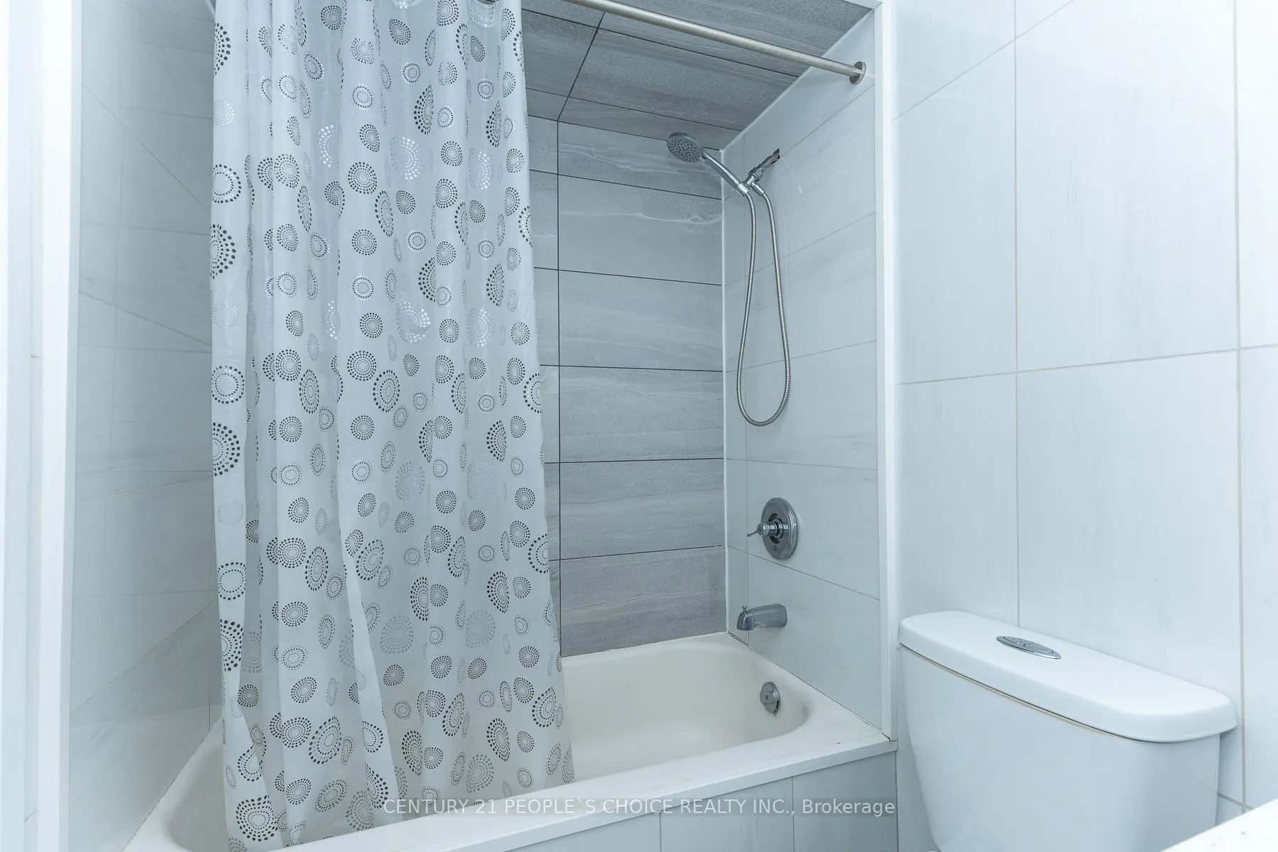 10 Eddystone Avenue N #106