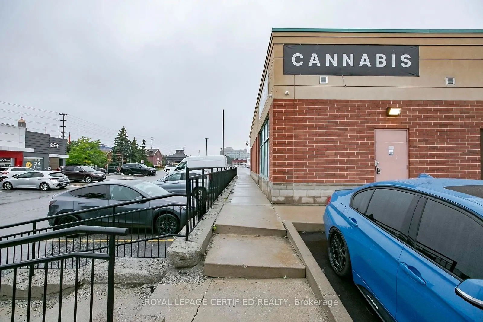 1252 Eglinton Avenue W #F4