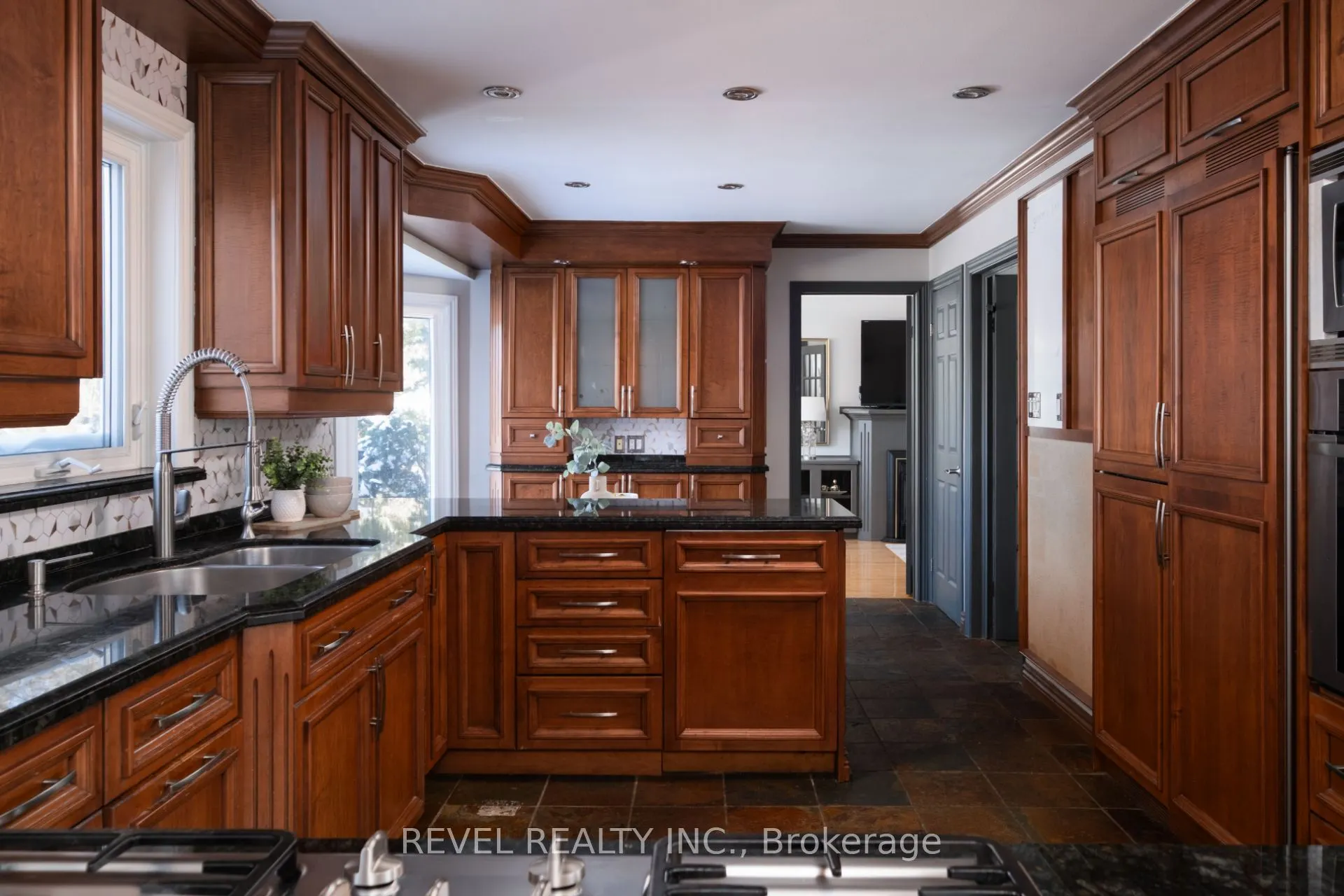 14227 Trafalgar Road