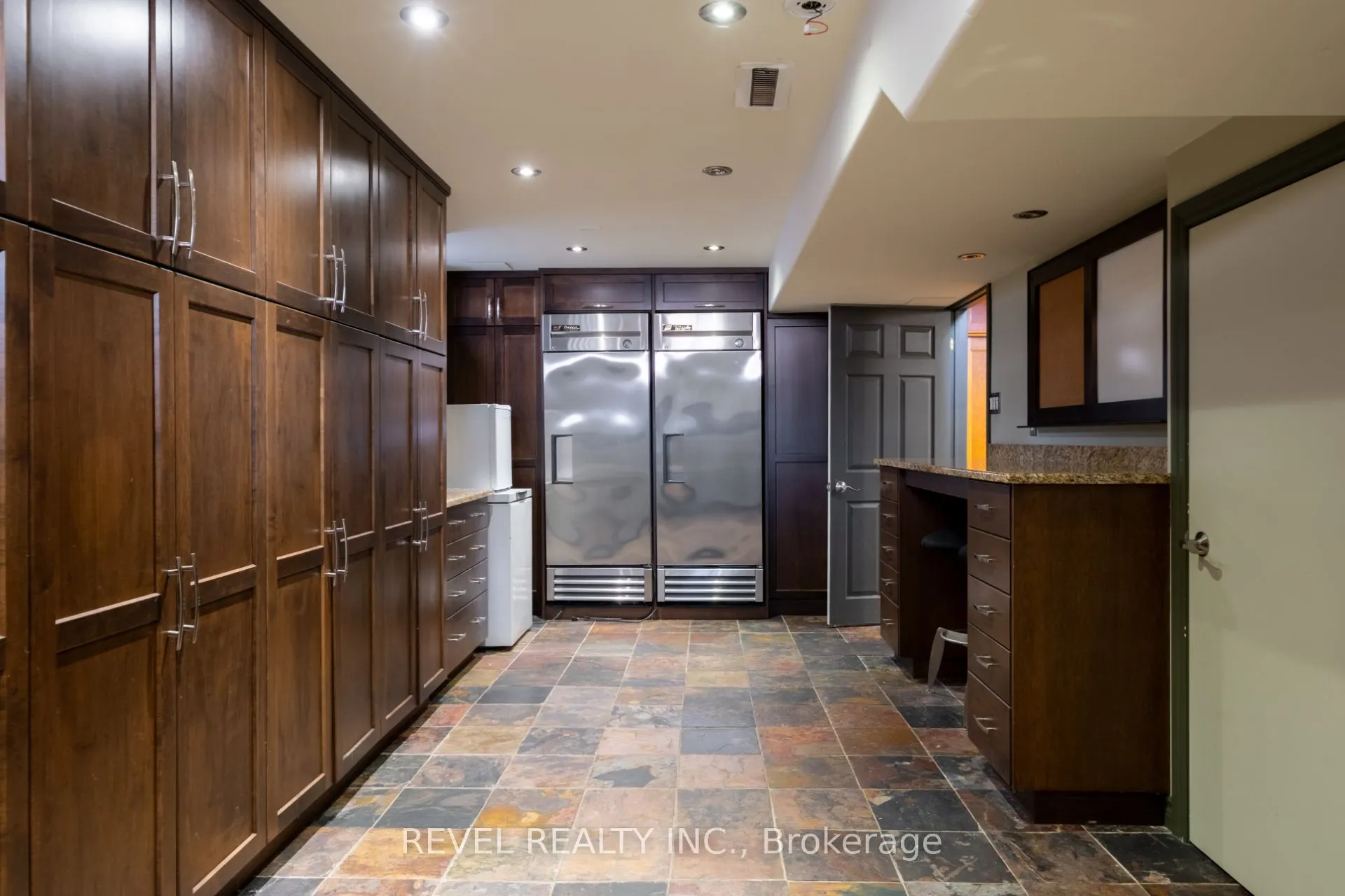 14227 Trafalgar Road