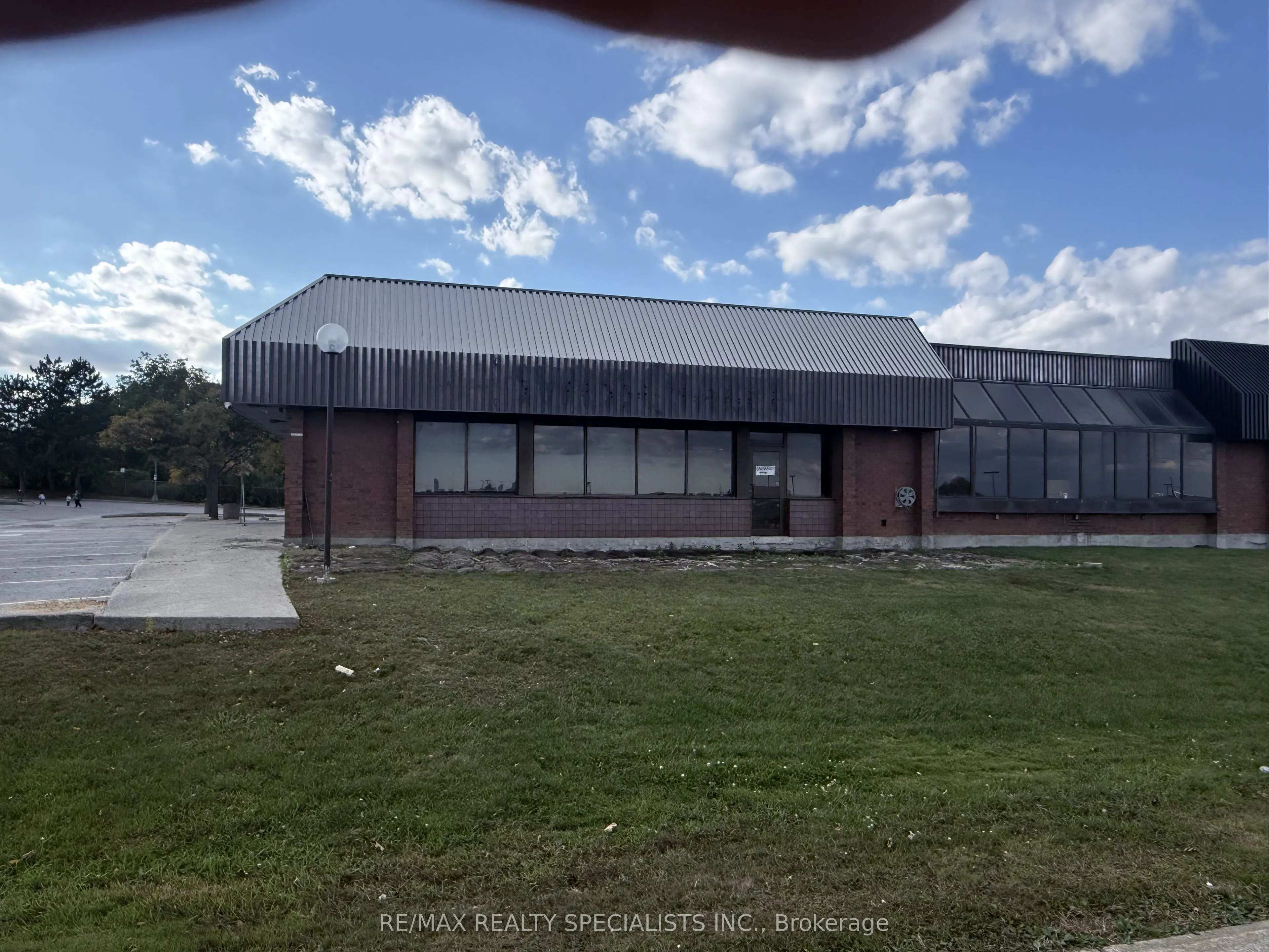6430 Erin Mills Parkway