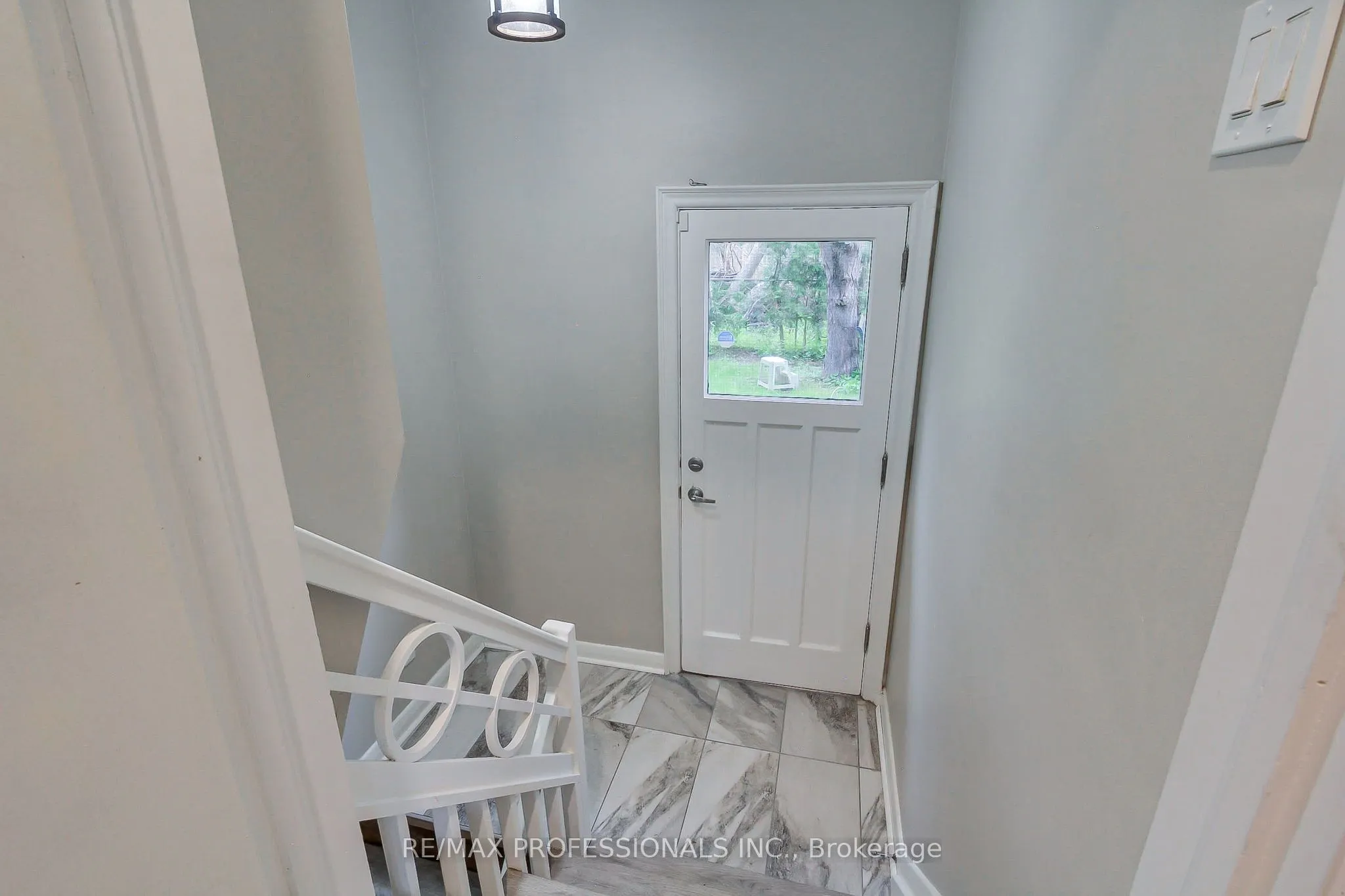 40 Cowley Avenue