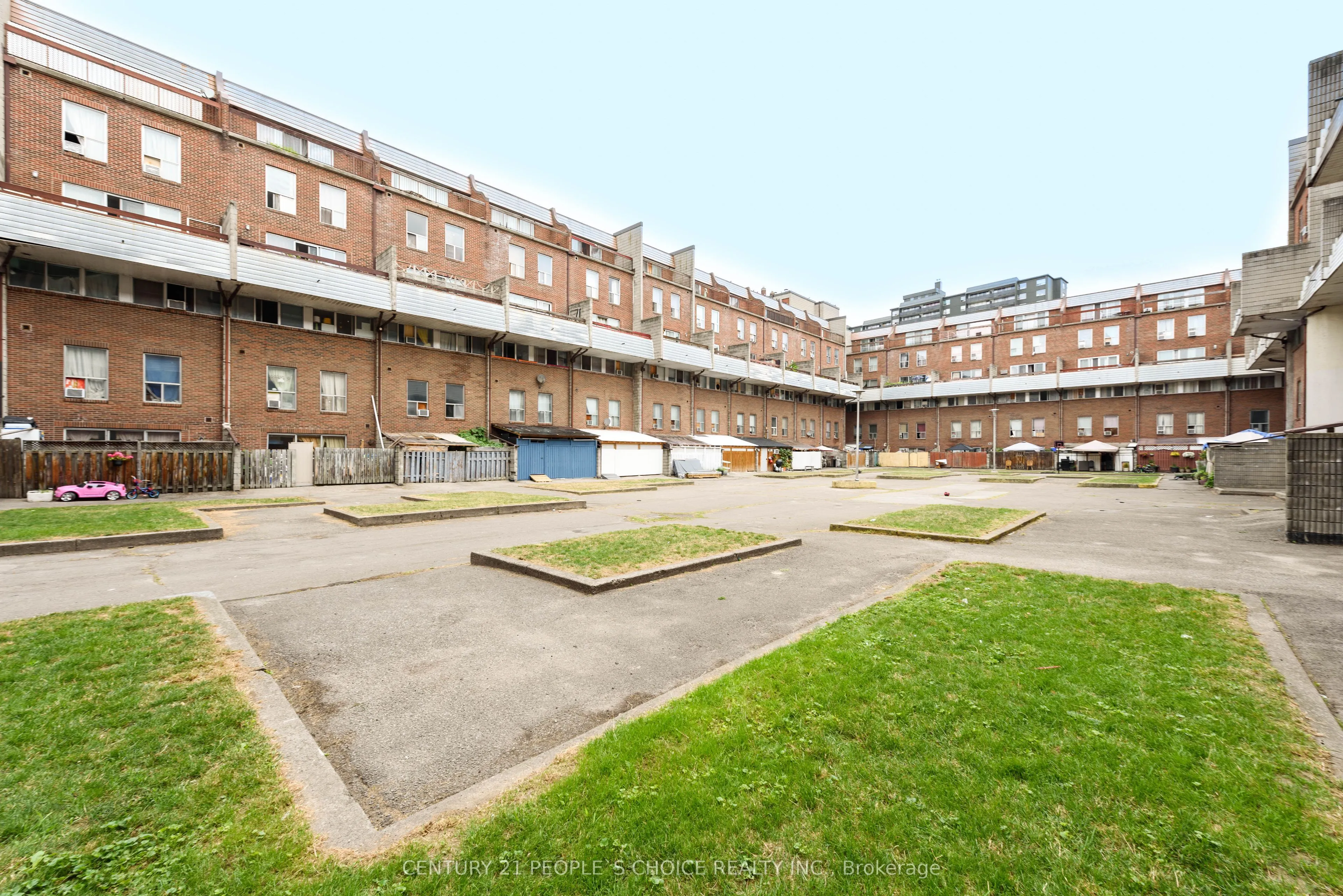 10 Eddystone Avenue #116