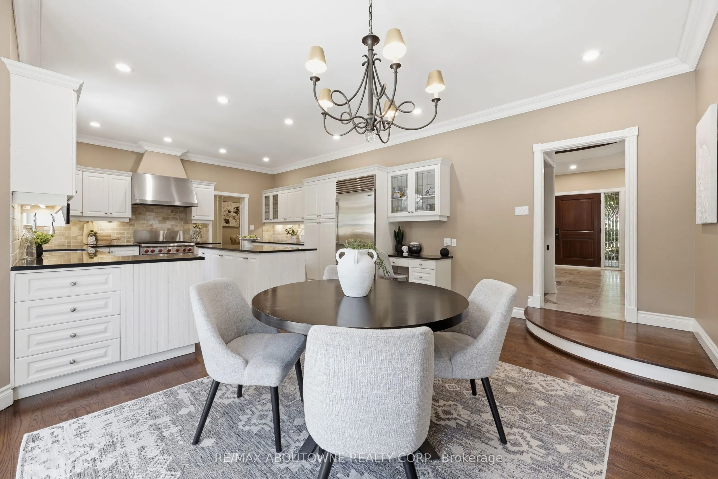 437 Cairncroft Road