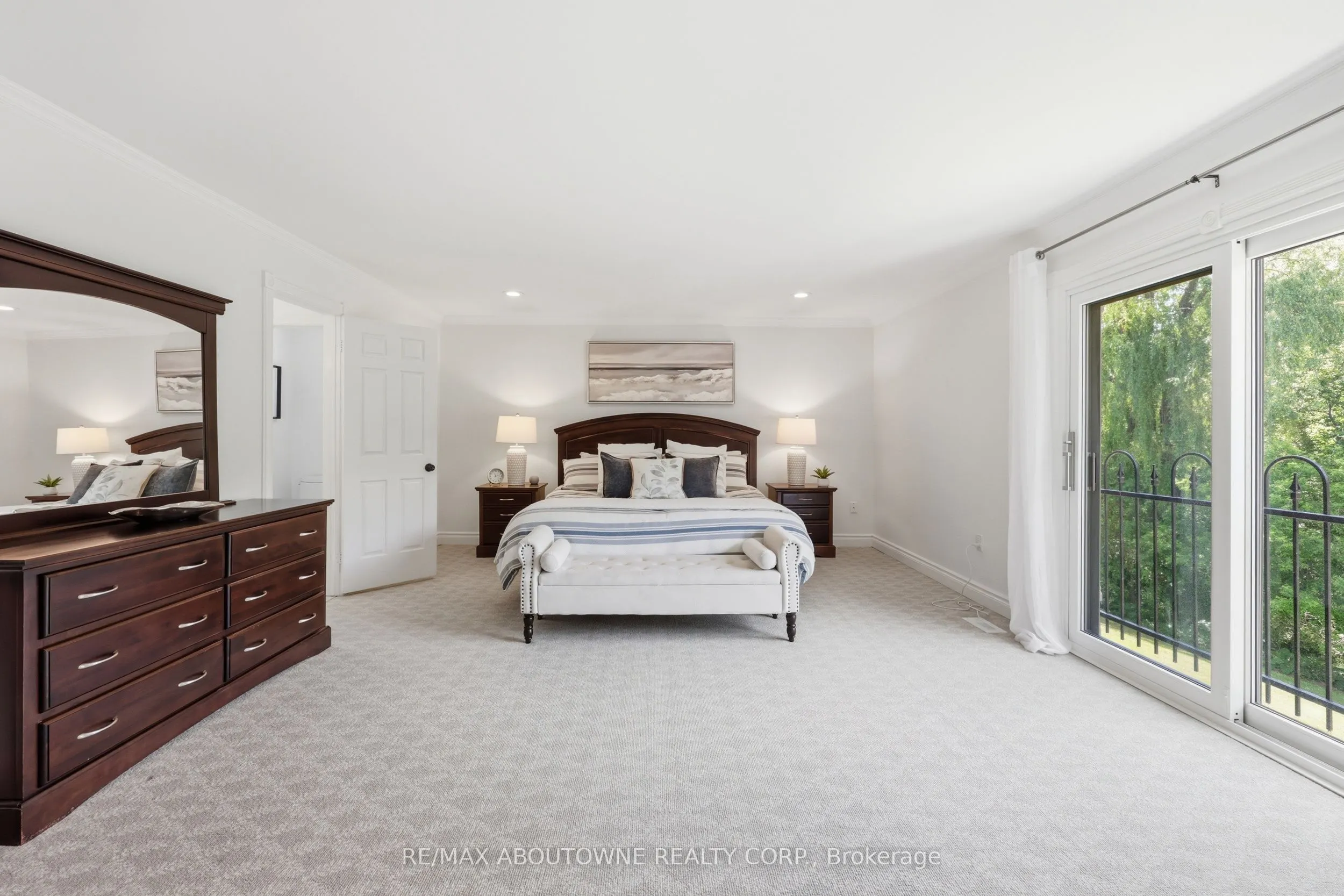 437 Cairncroft Road