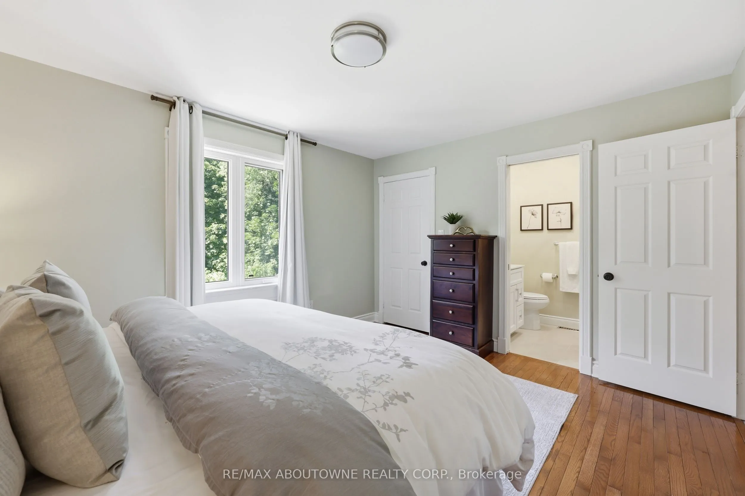 437 Cairncroft Road