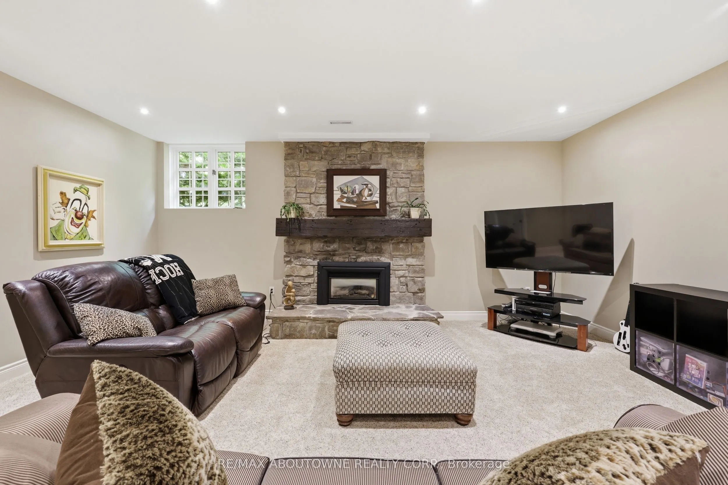 437 Cairncroft Road