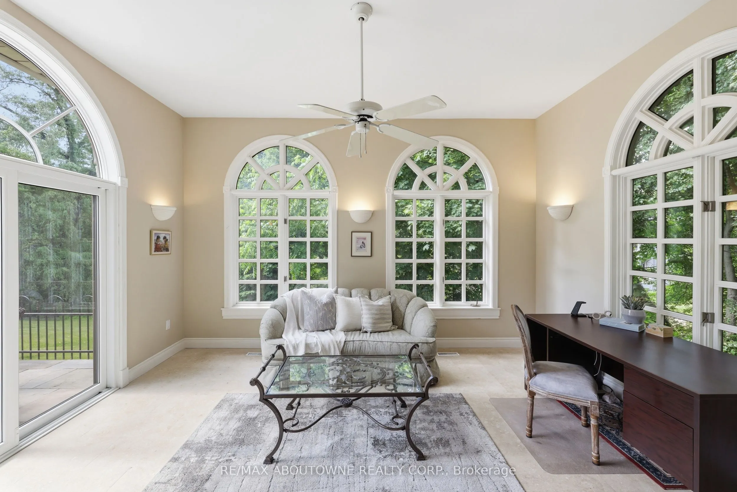 437 Cairncroft Road