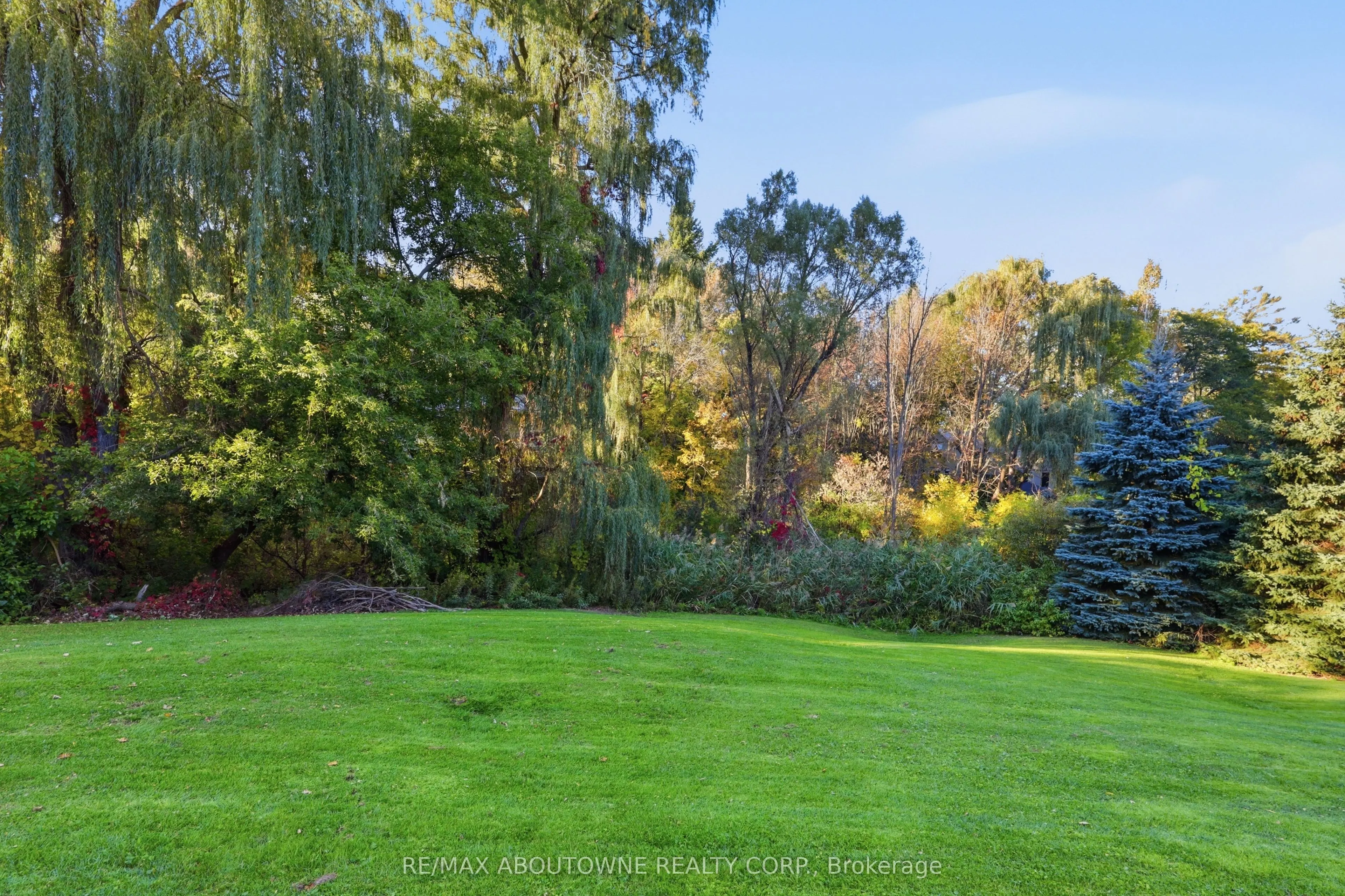 437 Cairncroft Road