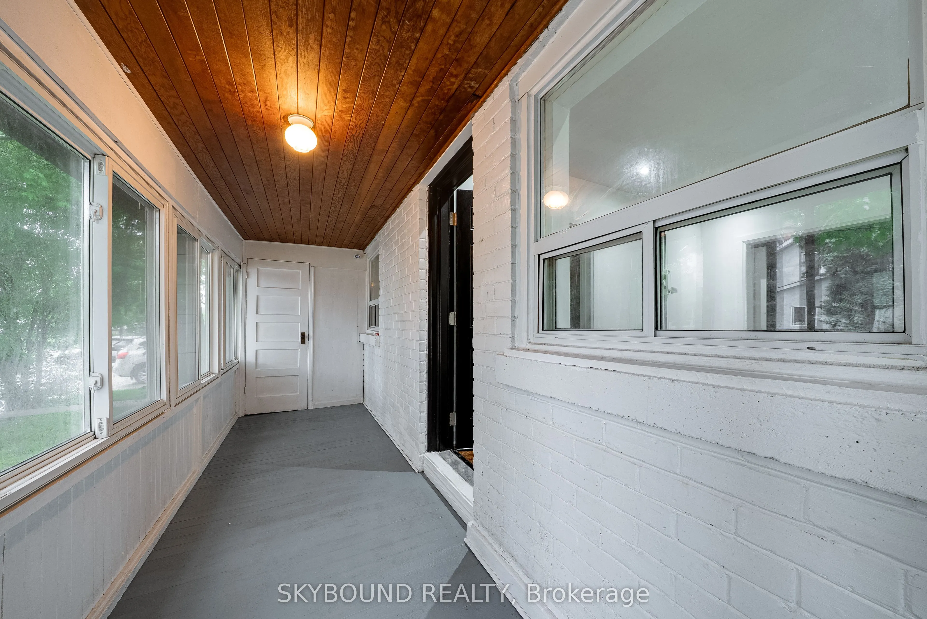 43 Craydon Avenue