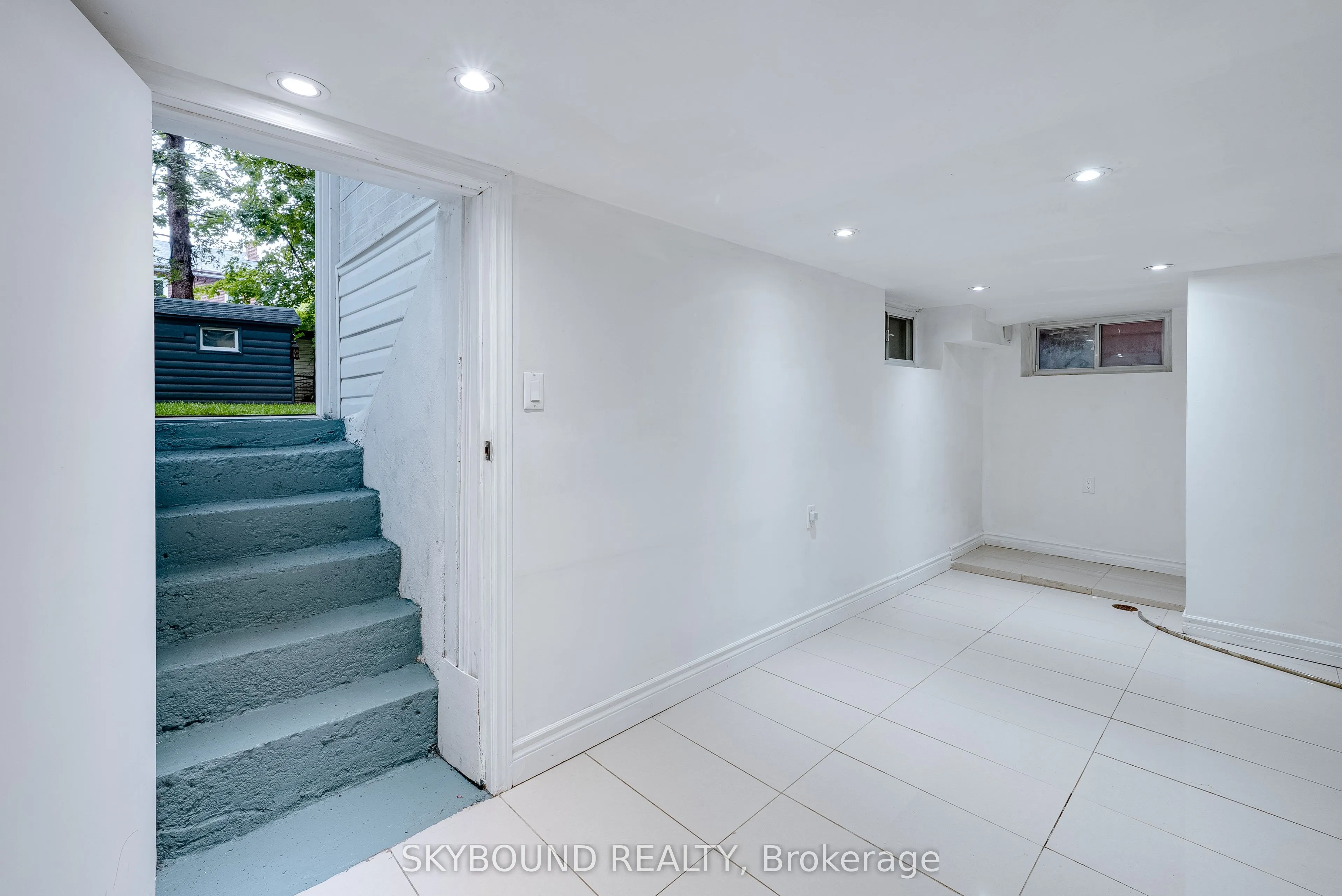 43 Craydon Avenue