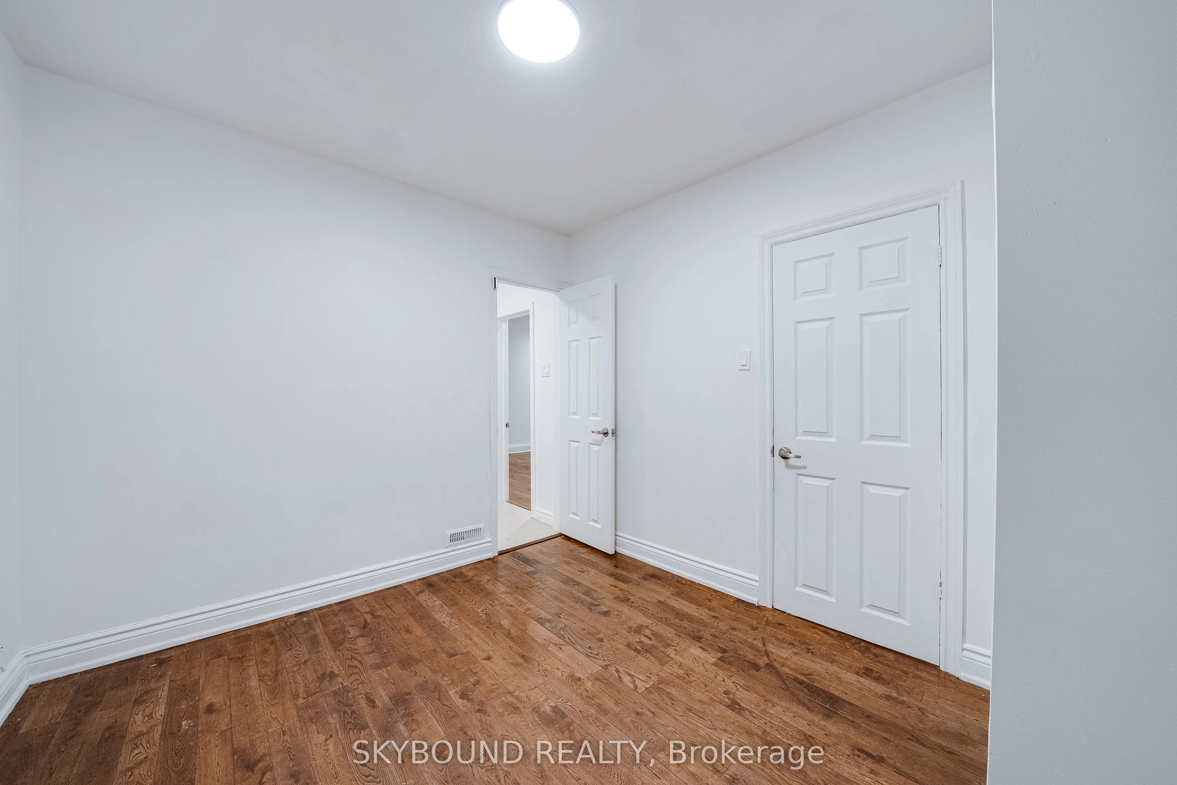 43 Craydon Avenue