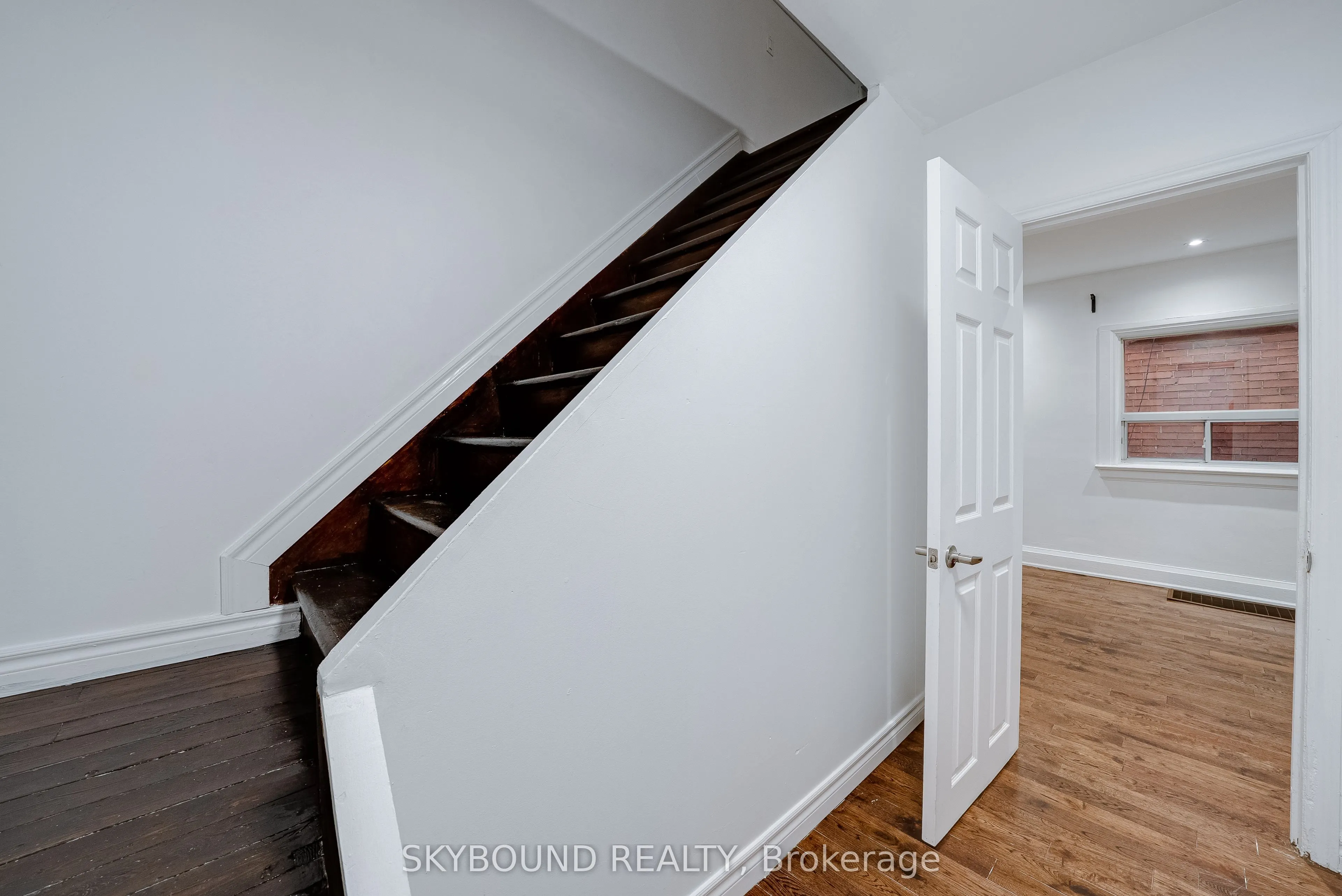 43 Craydon Avenue