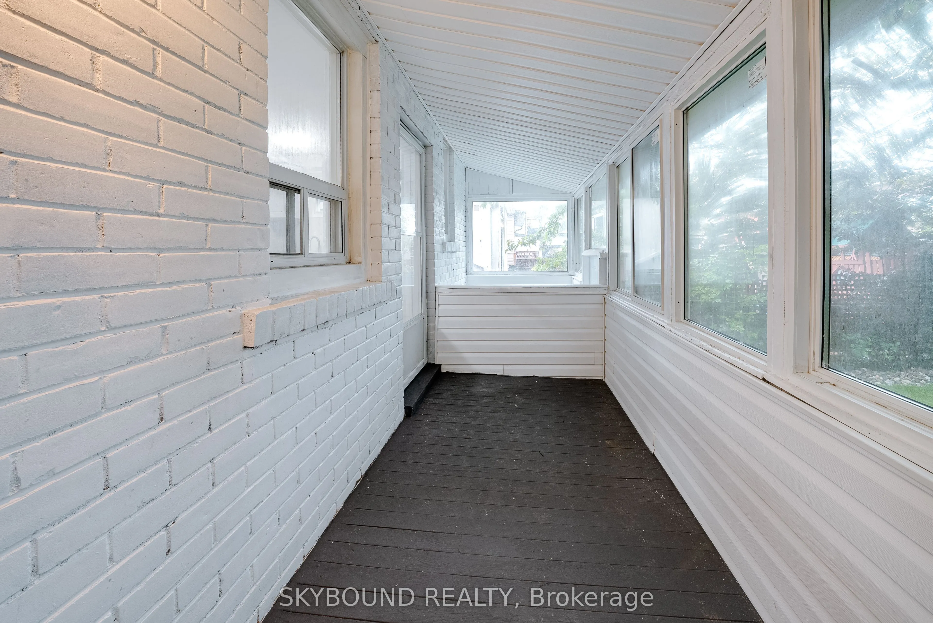 43 Craydon Avenue