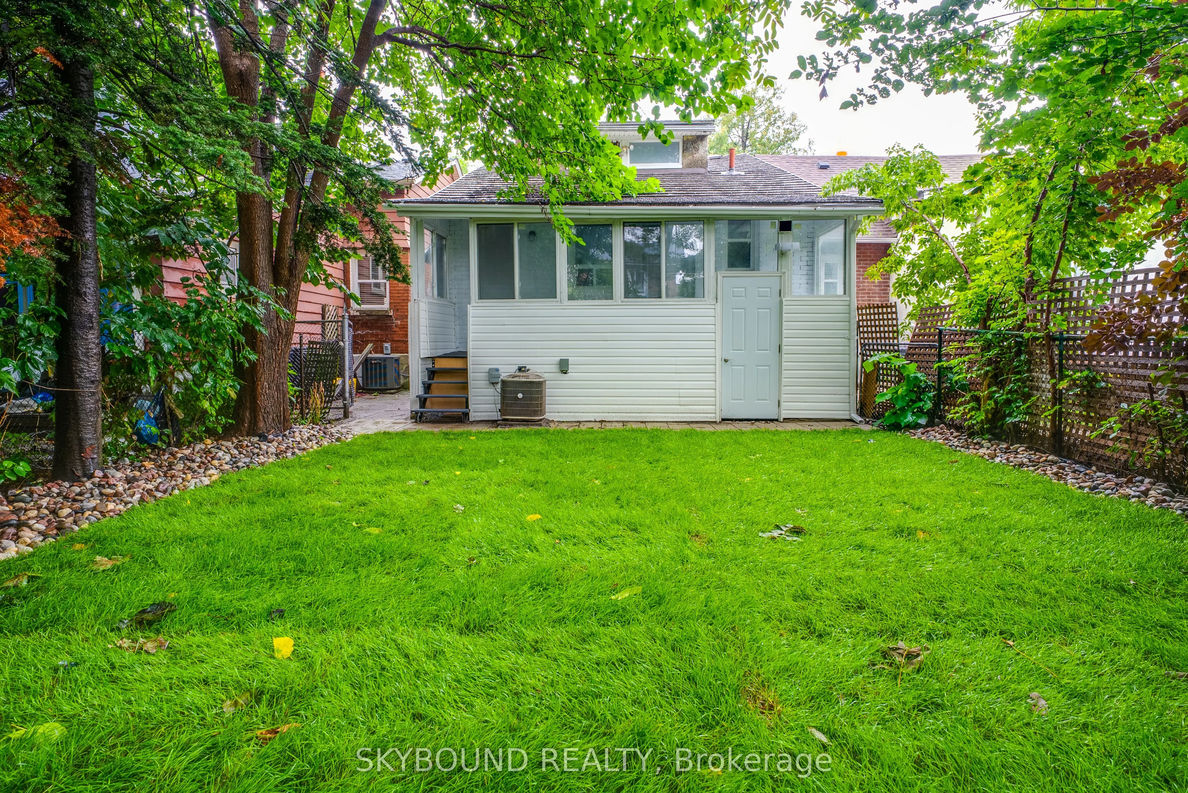 43 Craydon Avenue