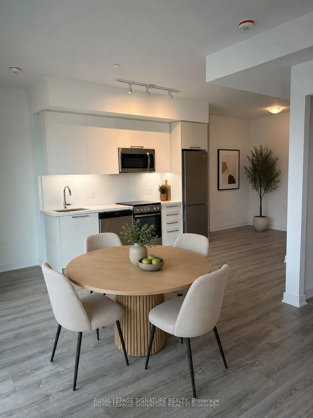 25 Neighbourhood Lane #1012