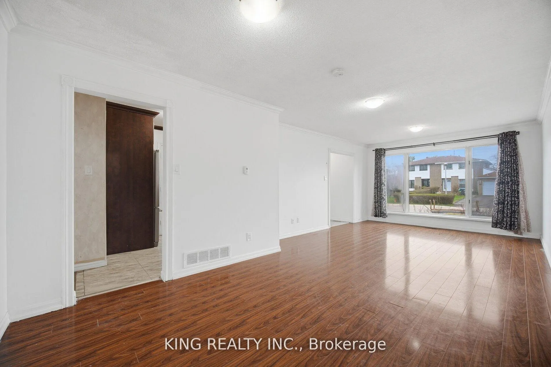 42 Flamingo Crescent