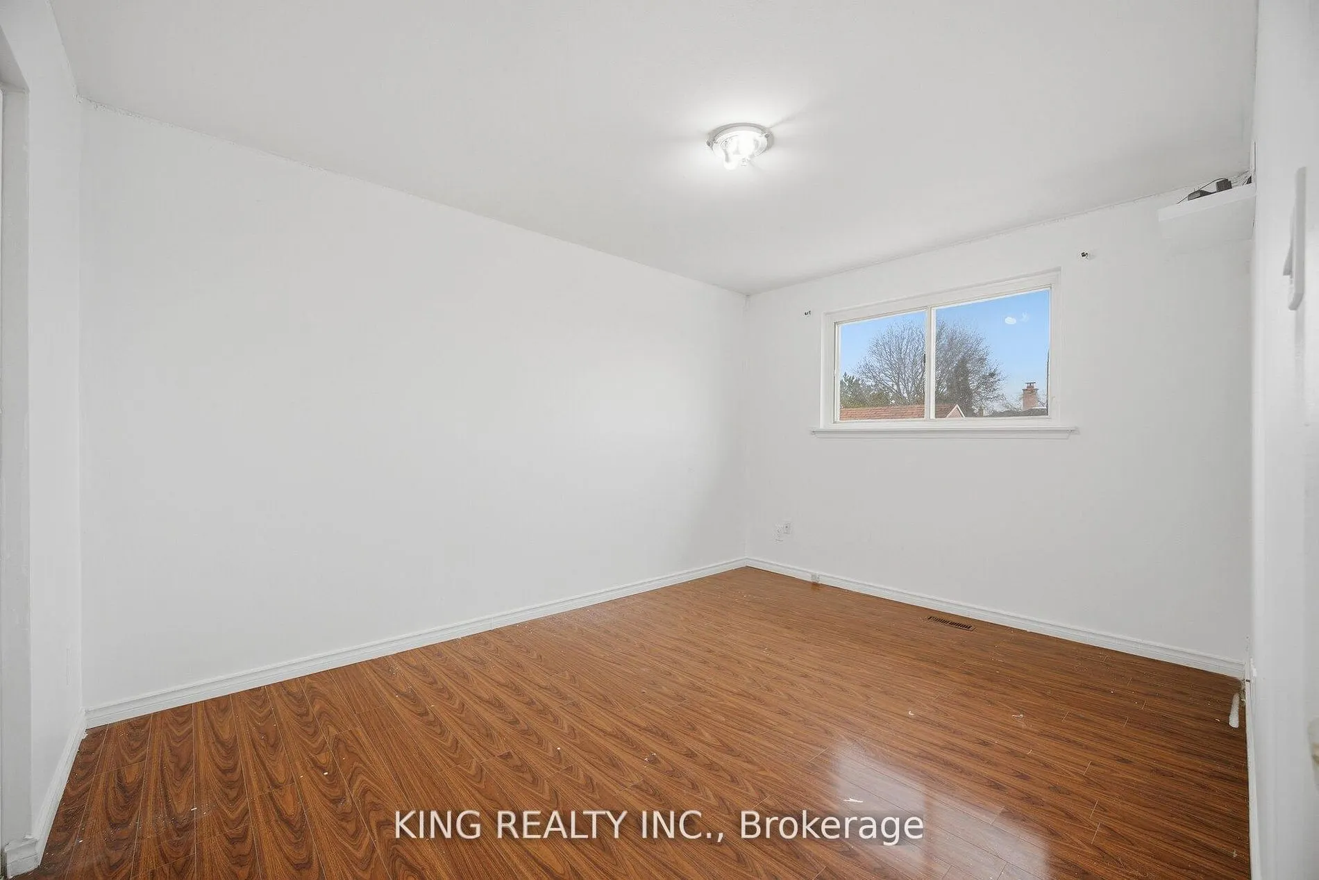 42 Flamingo Crescent