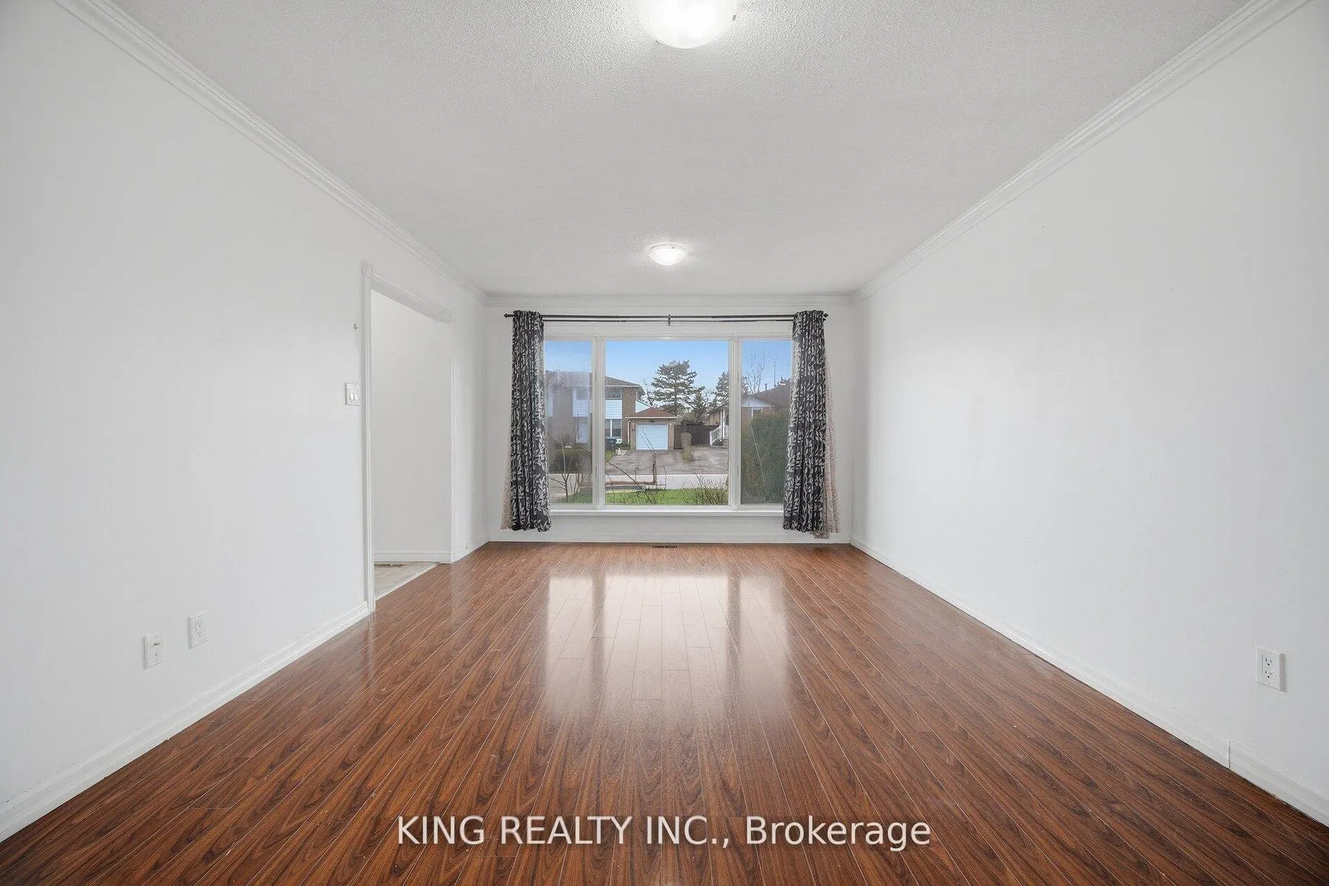 42 Flamingo Crescent