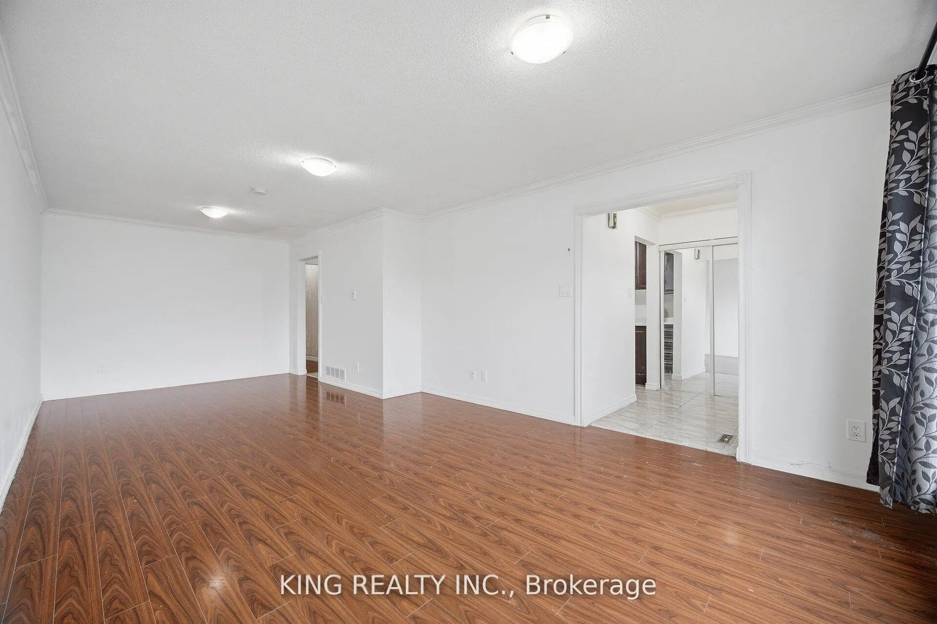42 Flamingo Crescent