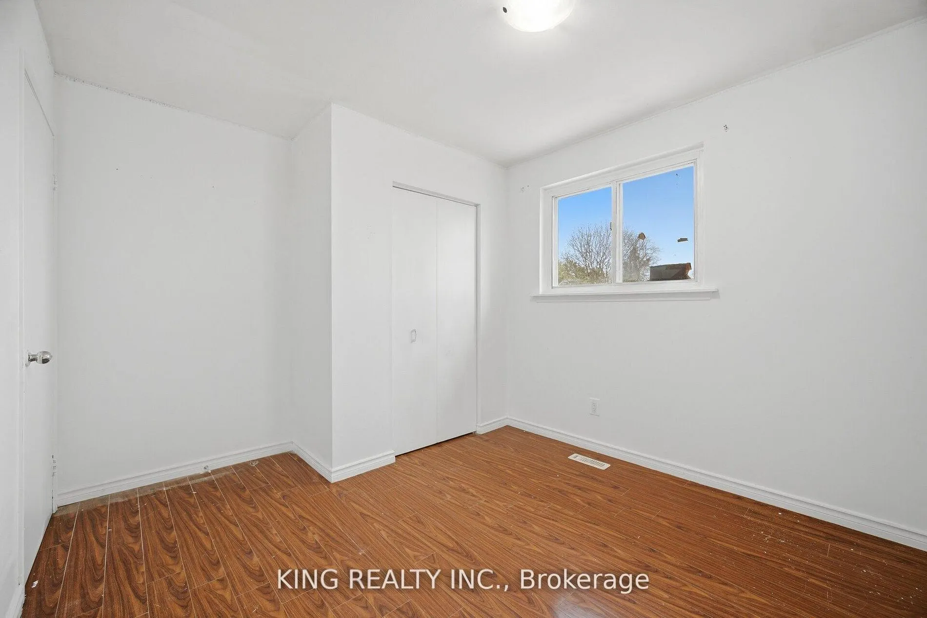 42 Flamingo Crescent