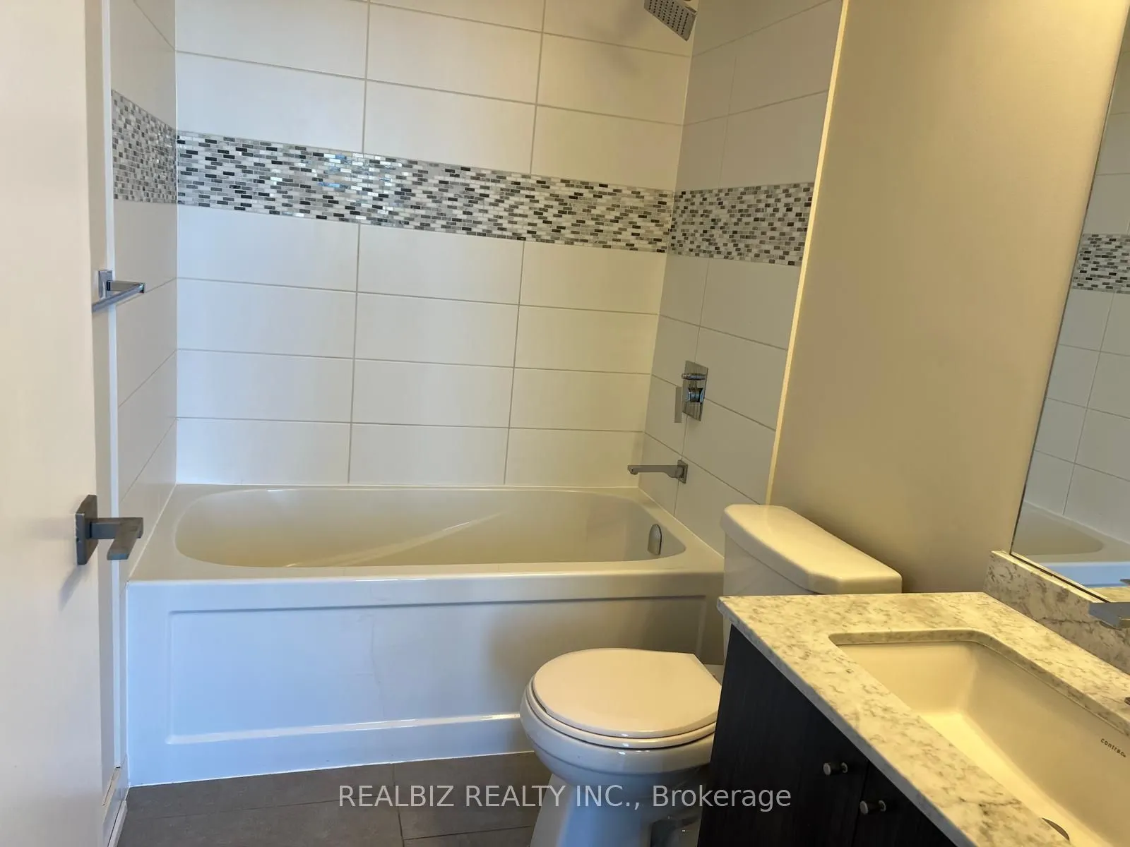 4011 Brickstone Mews E #805