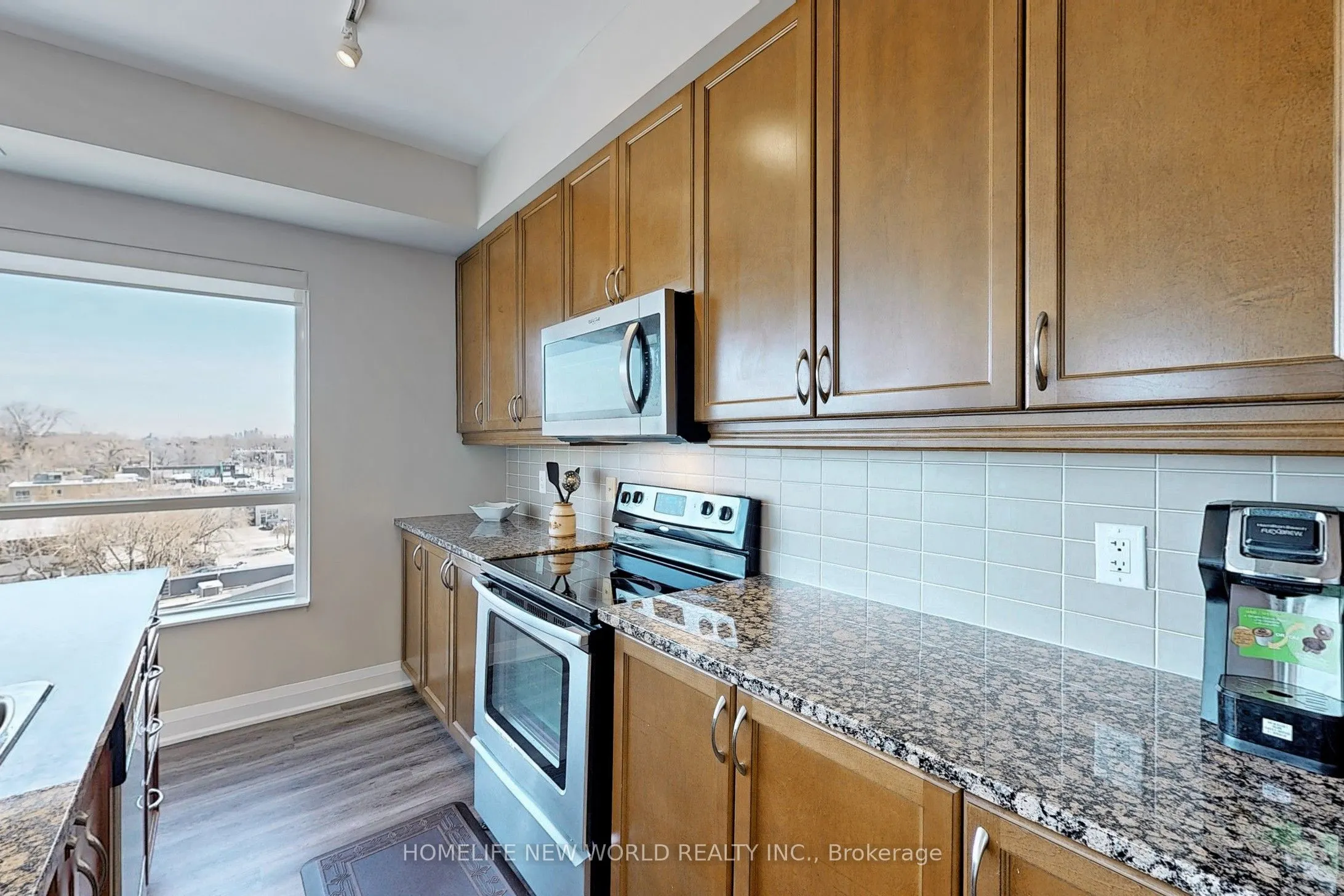 1 Hurontario Street #506