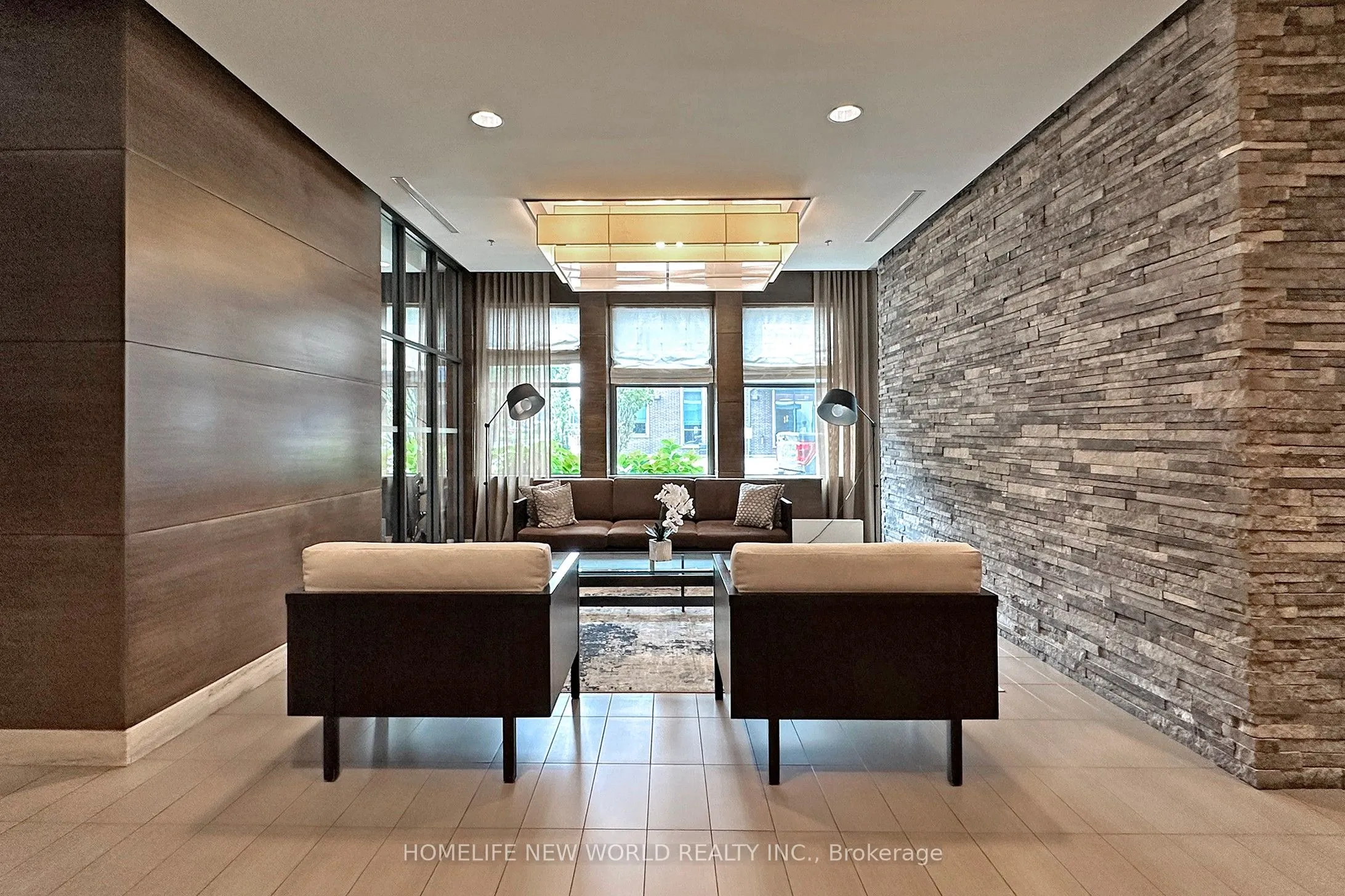 1 Hurontario Street #506