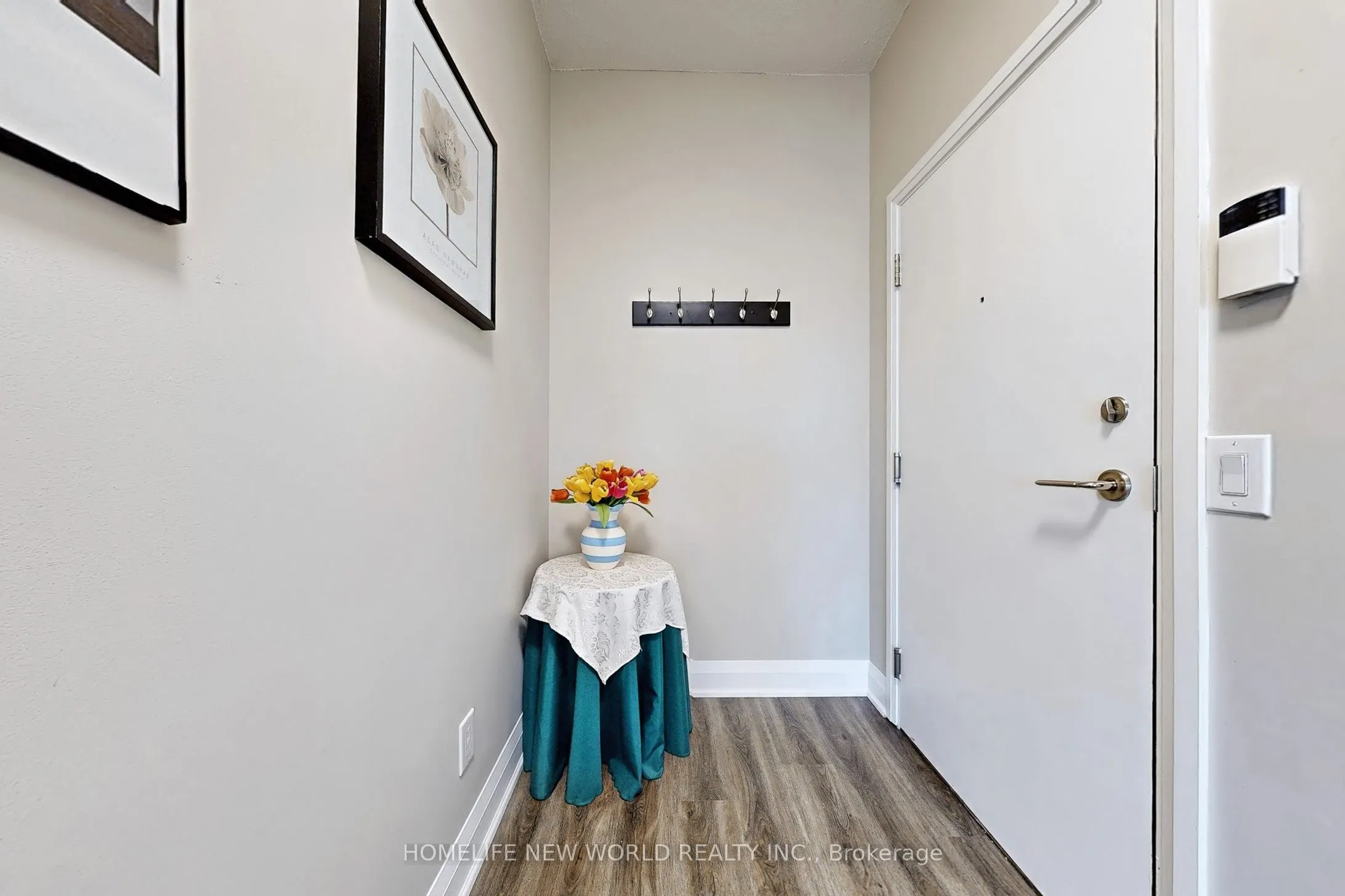 1 Hurontario Street #506