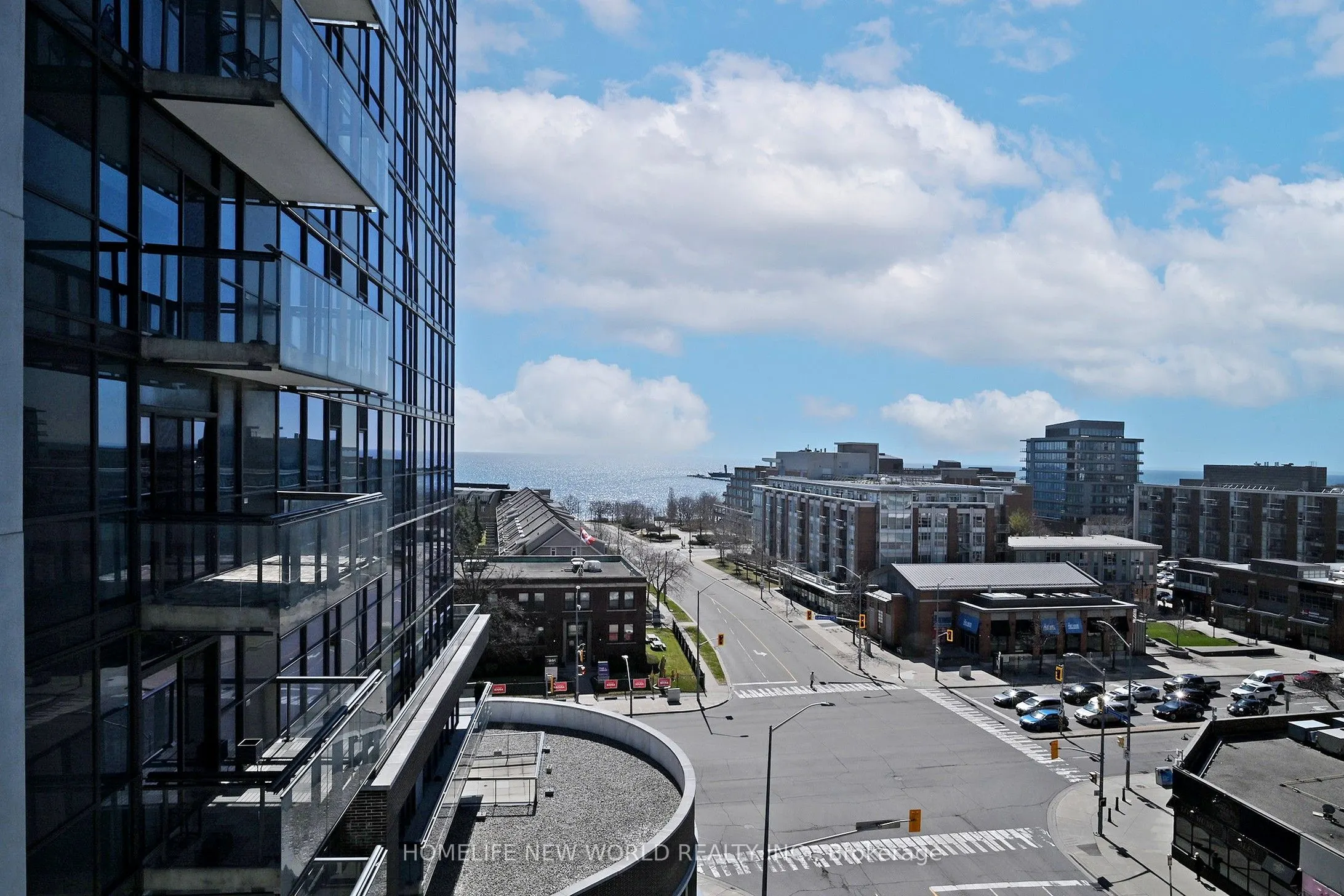 1 Hurontario Street #506