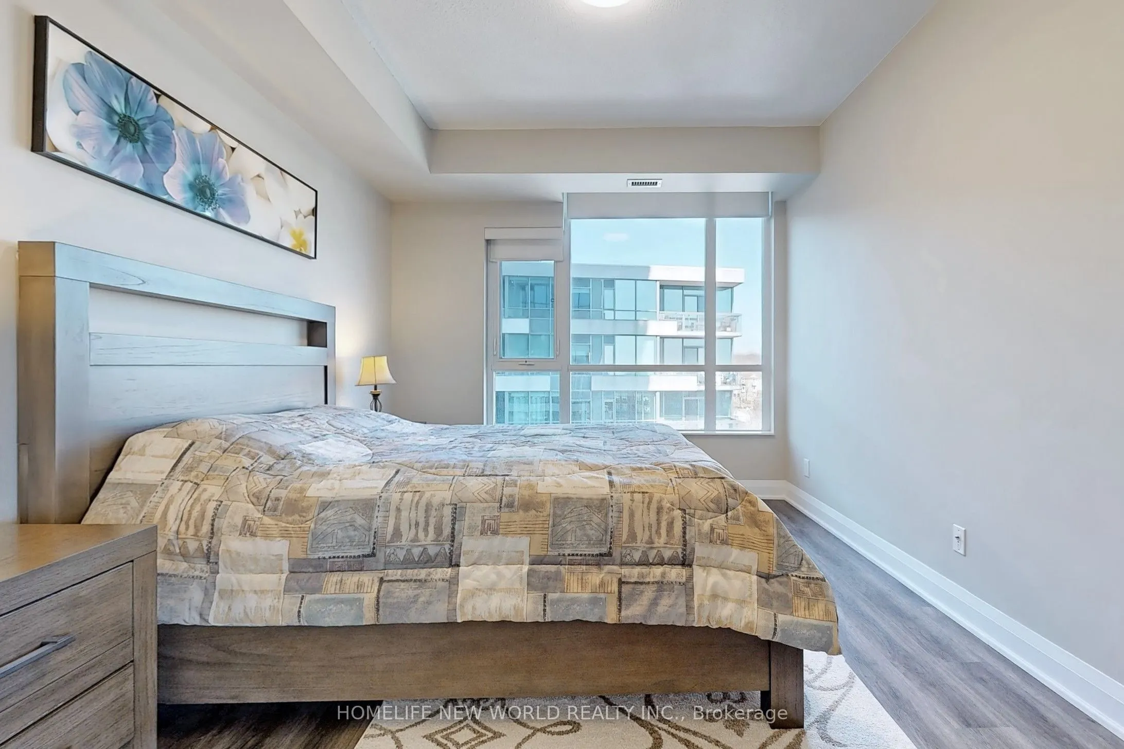 1 Hurontario Street #506