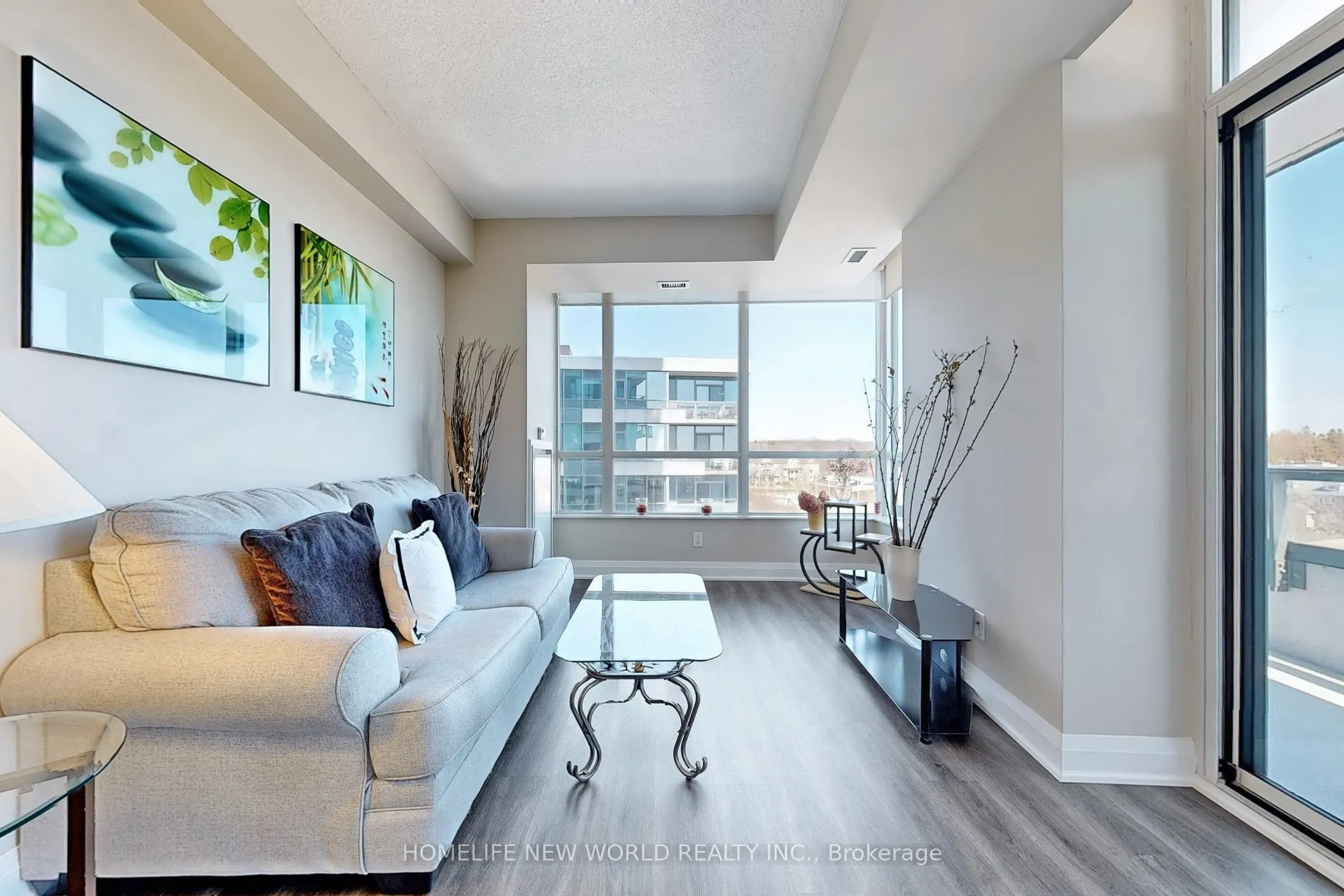 1 Hurontario Street #506