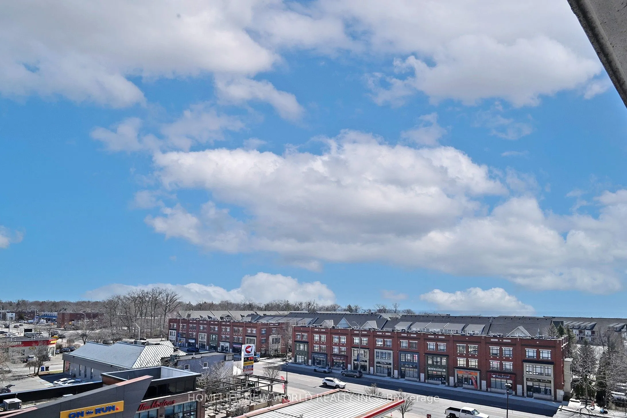 1 Hurontario Street #506