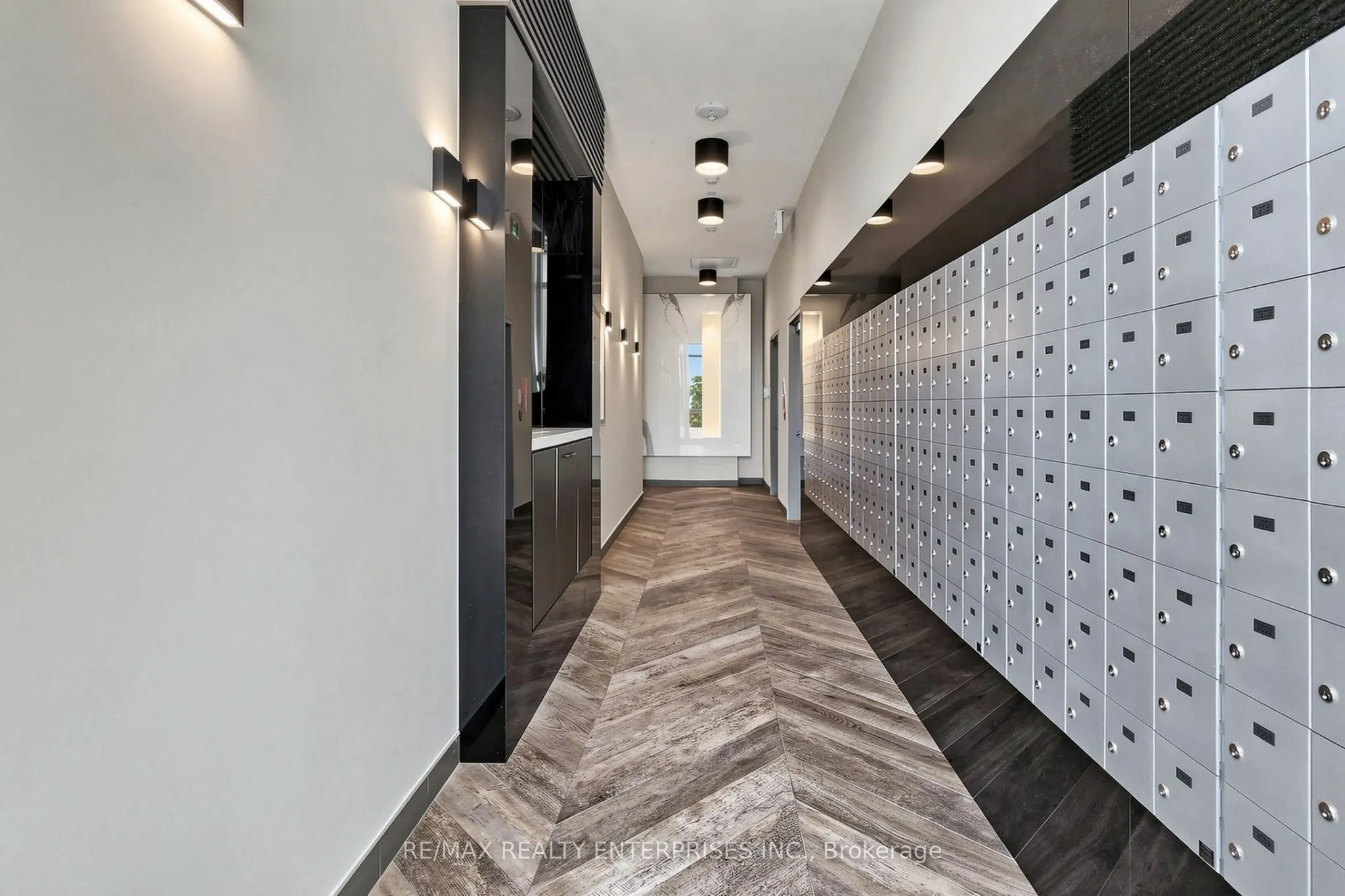 50 Thomas Riley Road #712