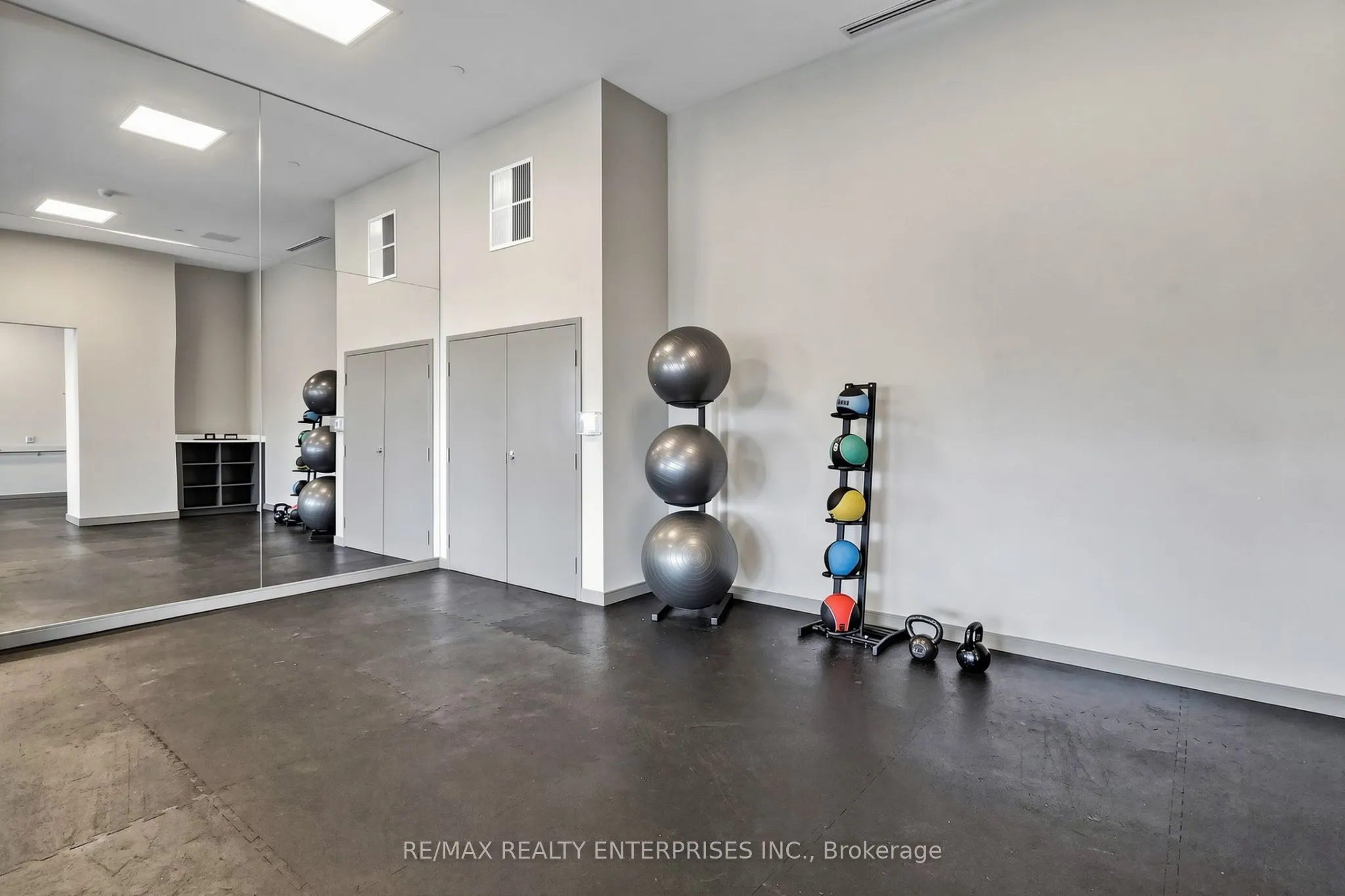 50 Thomas Riley Road #712