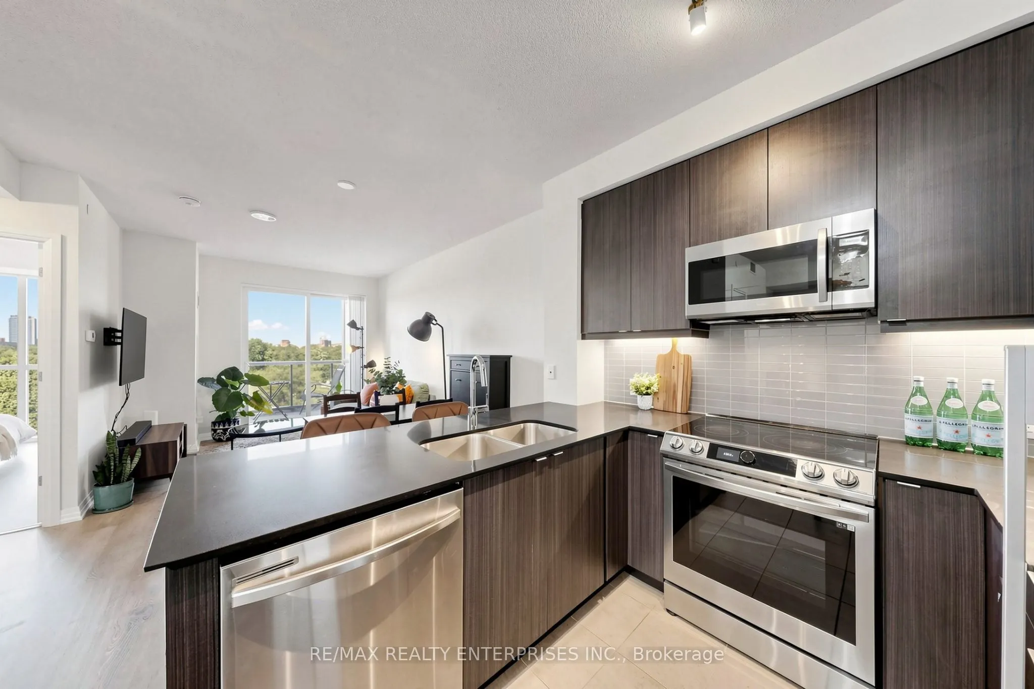 50 Thomas Riley Road #712
