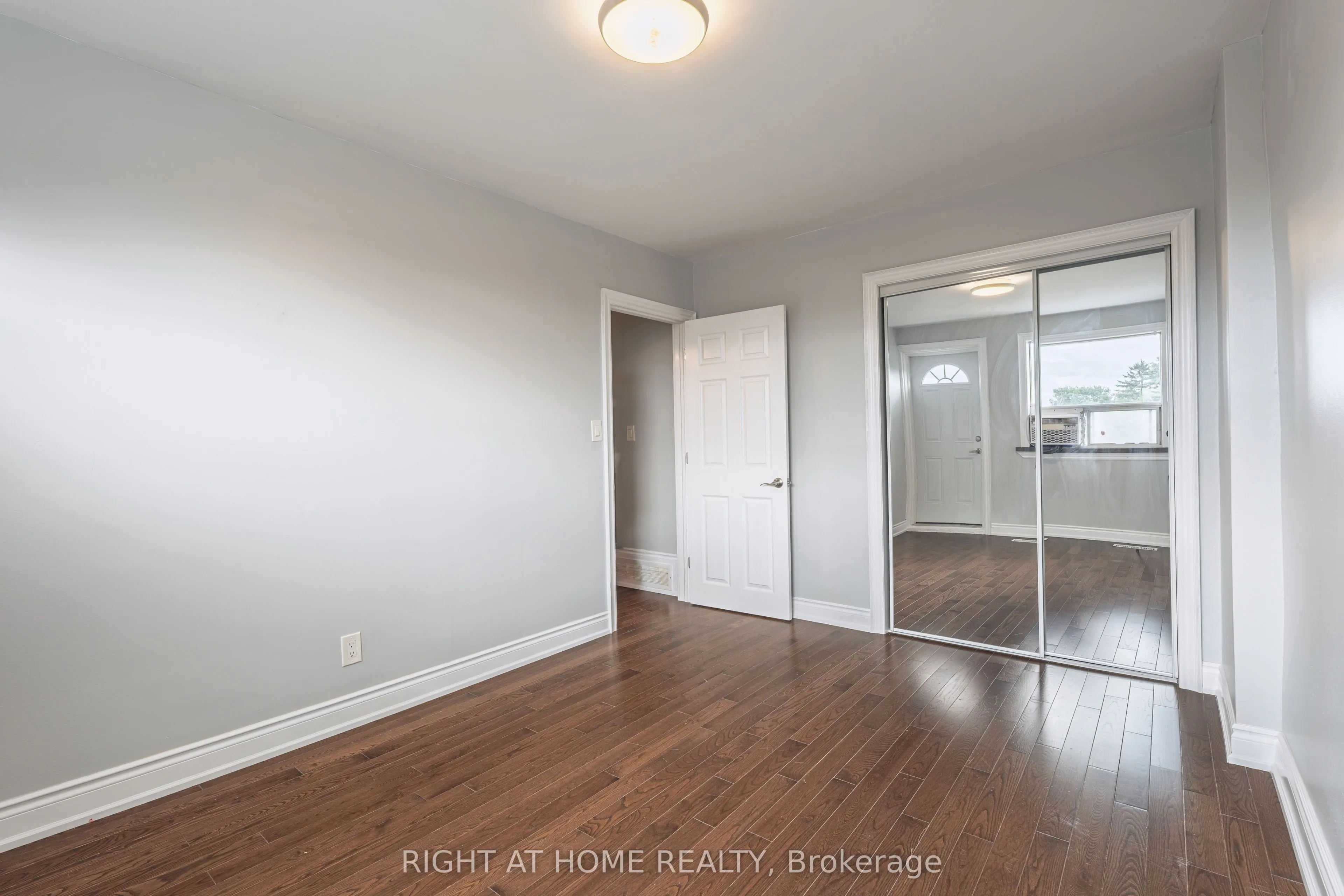 1132 The Queensway Avenue #A