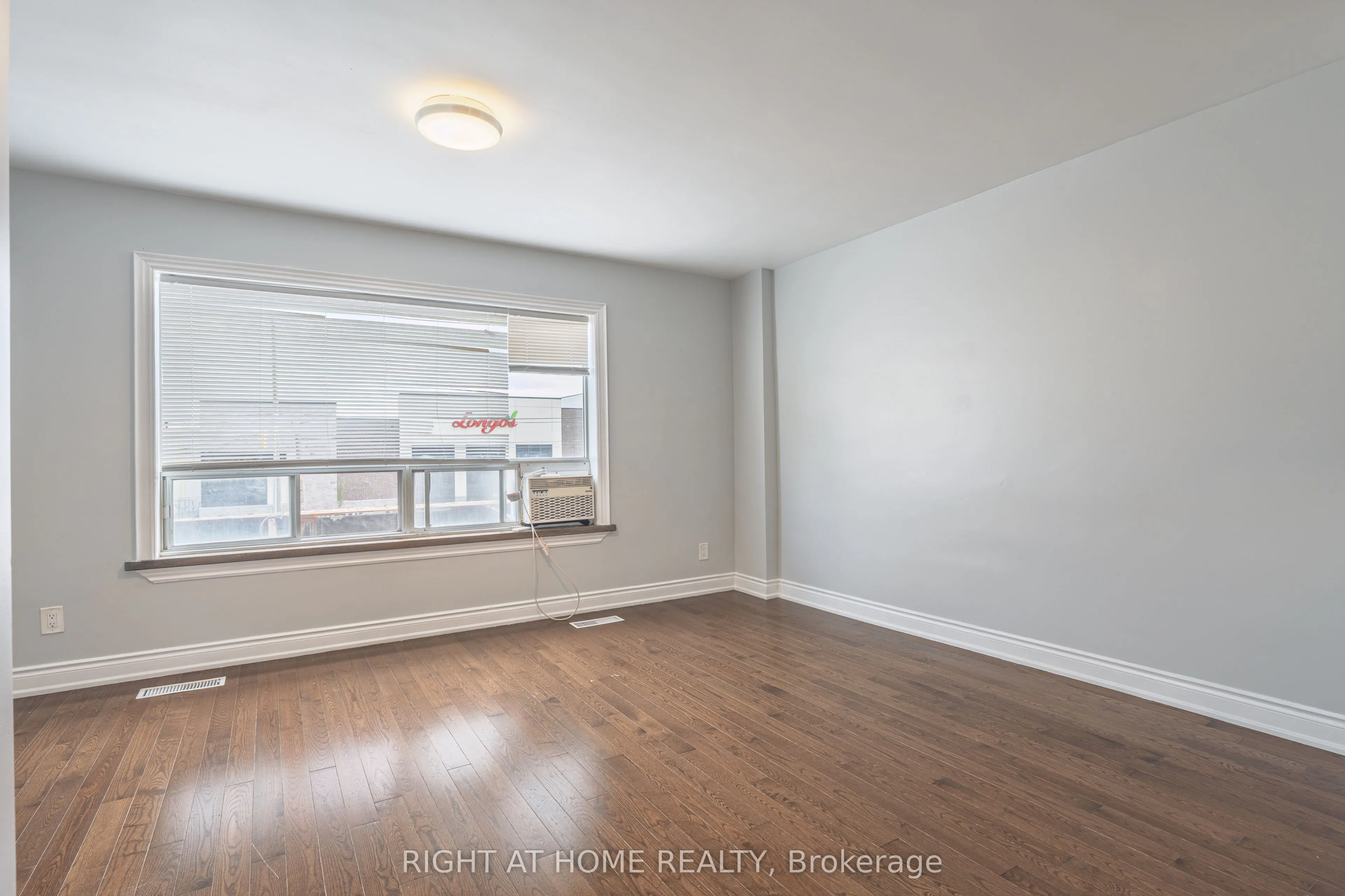 1132 The Queensway Avenue #A