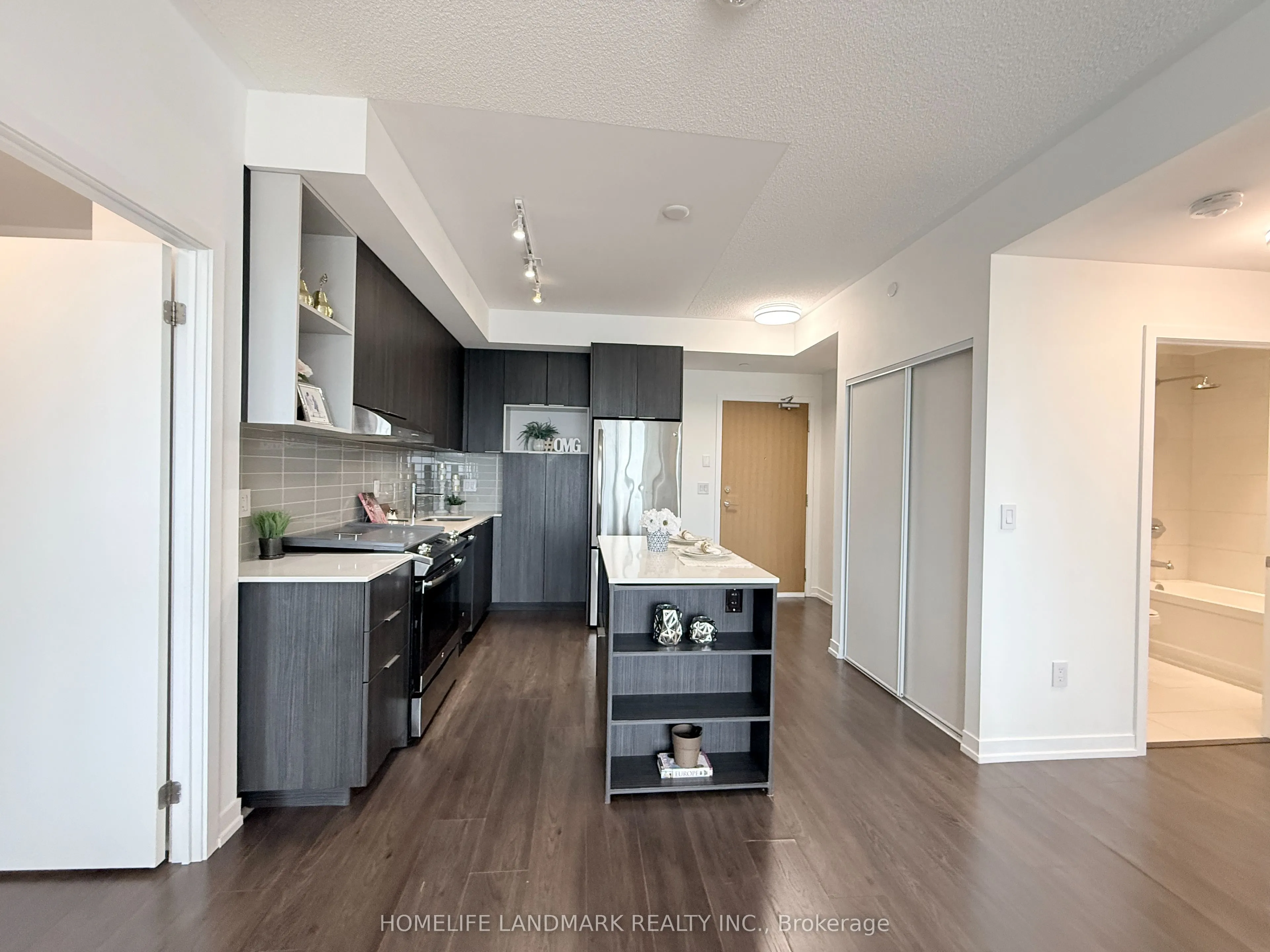 2520 Eglinton Avenue W #1211